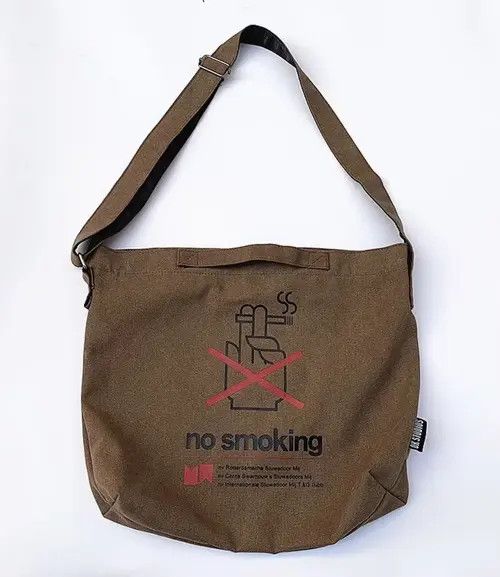 Japanese Brand Graphic print canvas shoulder bag messenger bag Size ONE SIZE - 2 Thumbnail