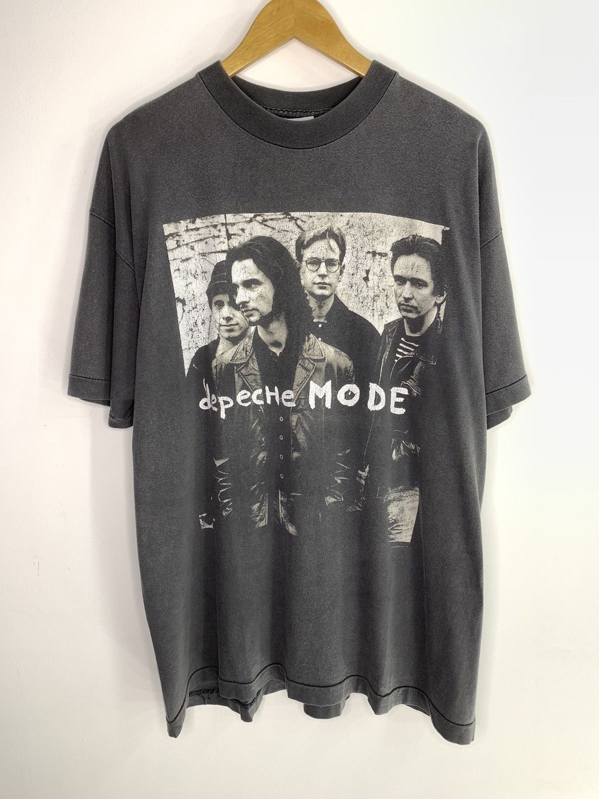 Vintage Depeche Mode Devotional Tour 1993 T-Shirt XL Size Size US XL / EU 56 / 4 - 2 Preview