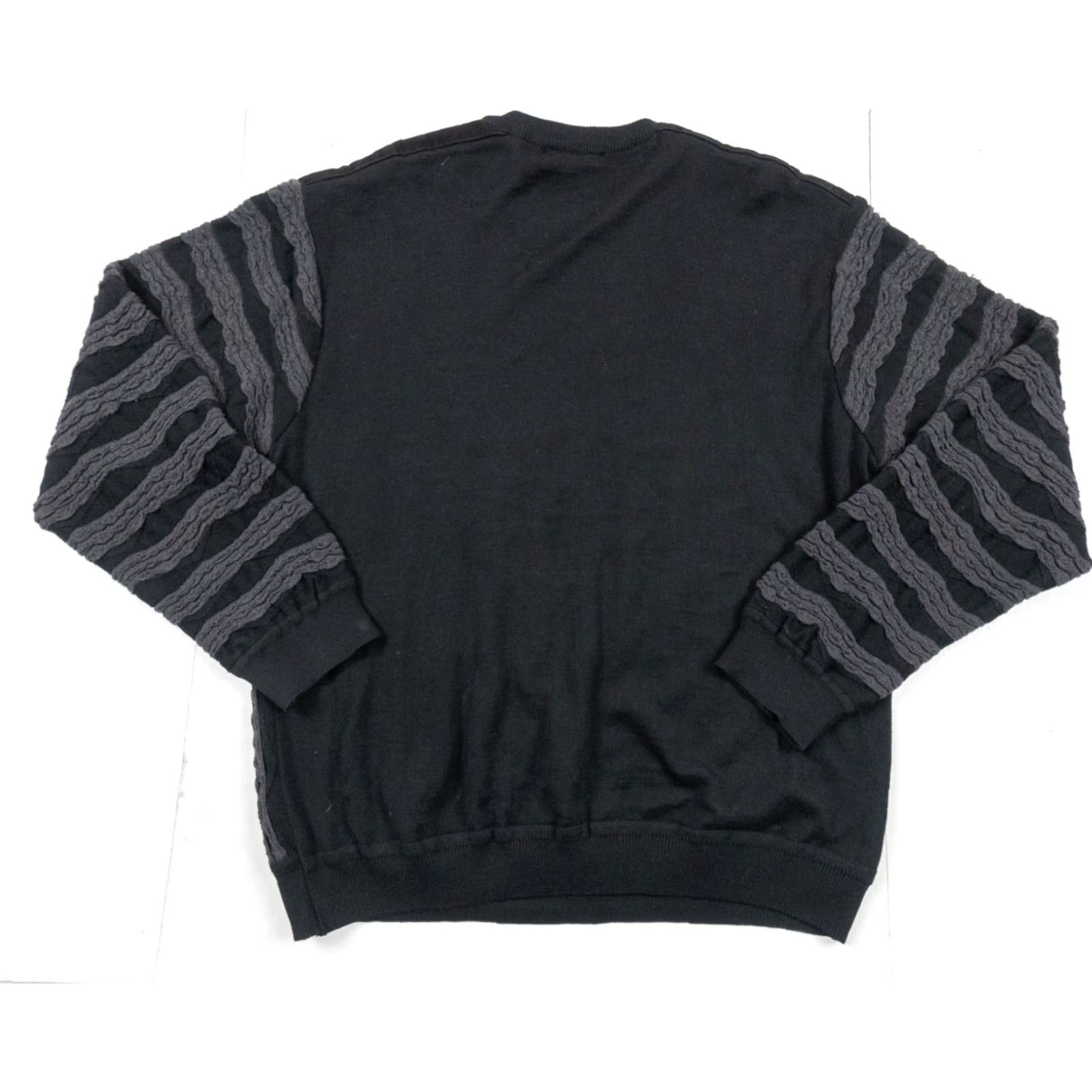 Vintage VINTAGE Torras Mens Sweater Pullover Crewneck Wool Blend Long Sleeve All Seasons 46 Black Size US XXL / EU 58 / 5 - 5 Thumbnail