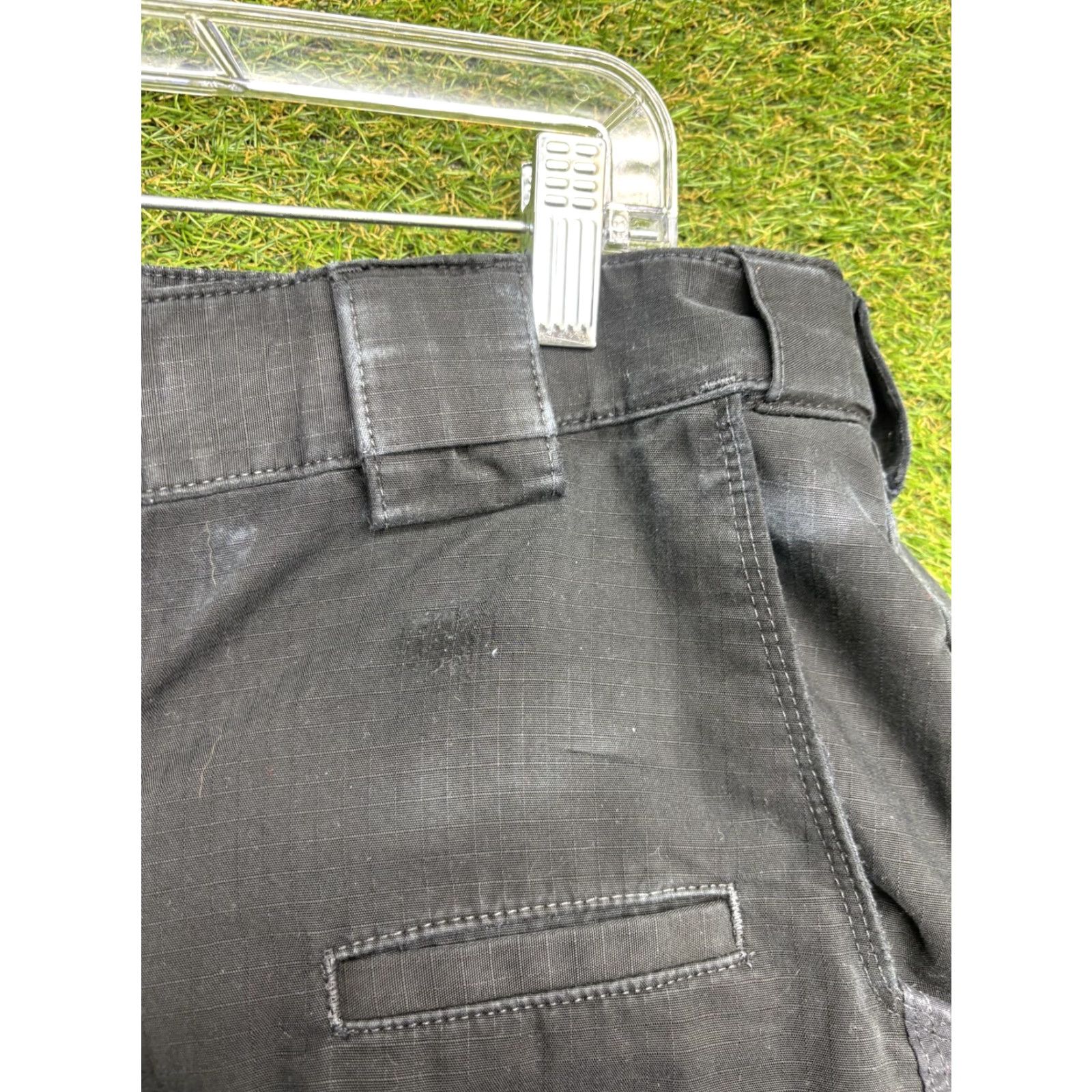 Vintage VINTAGE 511 Tactical Pants Mens Cargo Workwear Ripstop Black 36 30x34 Pockets Logo Size US 36 / EU 52 - 7 Thumbnail