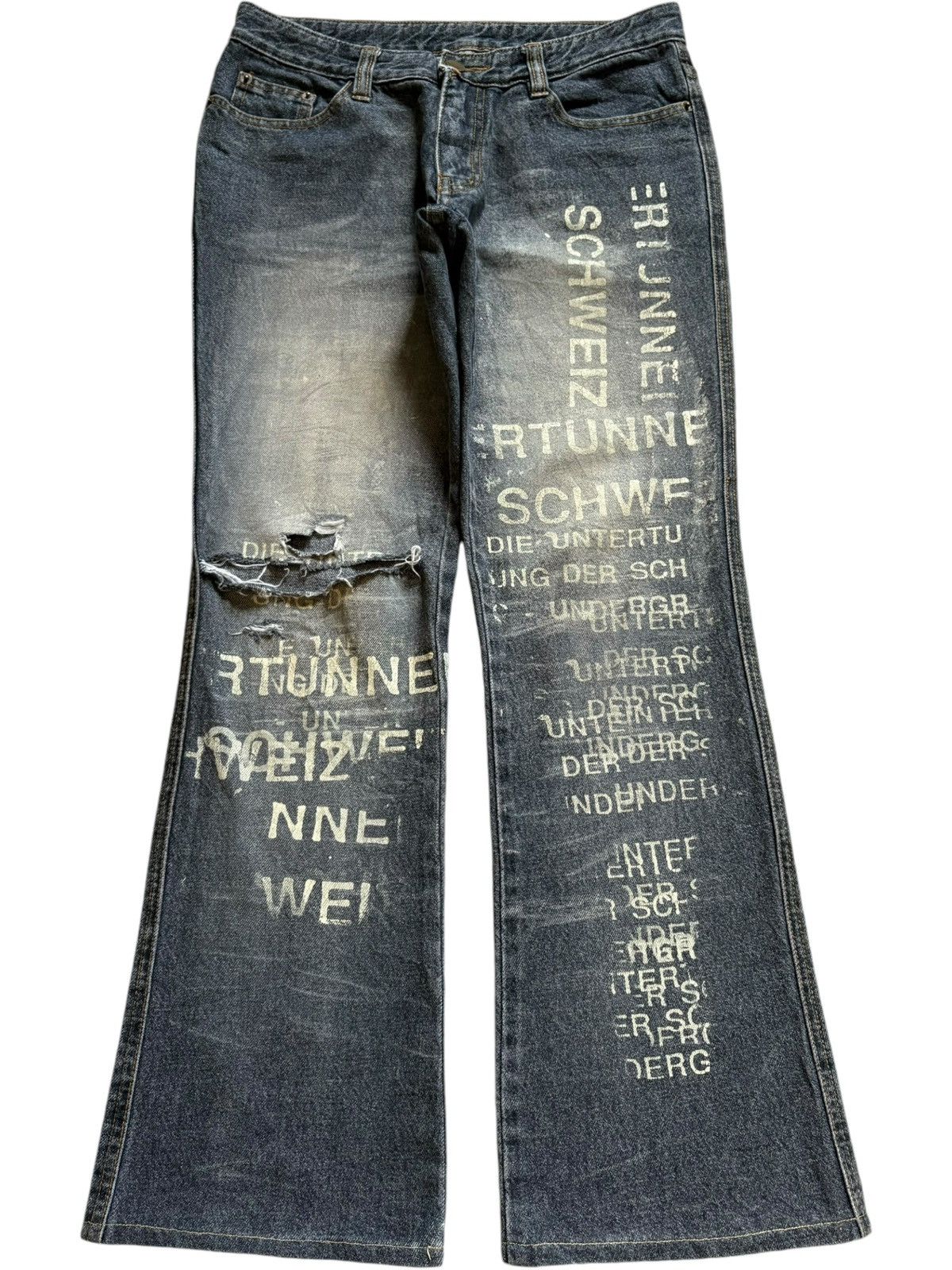 Japanese Brand Vintage Japanese Brand Faded Wash Printed Flare Jeans Size 30" / US 8 / IT 44 - 1 Thumbnail