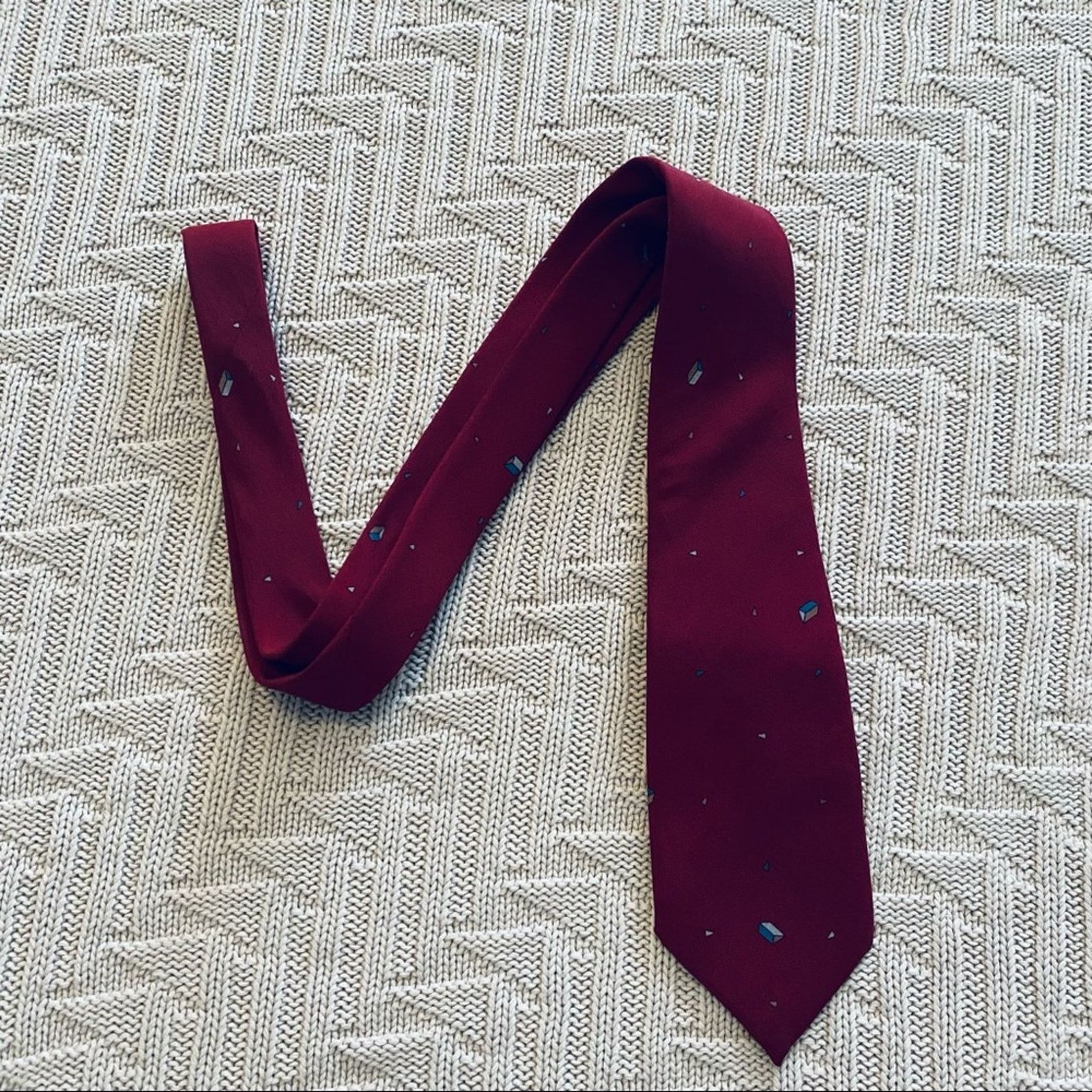 Emanuel Ungaro Vintage Ungaro red silk abstract print tie Size ONE SIZE - 1 Thumbnail