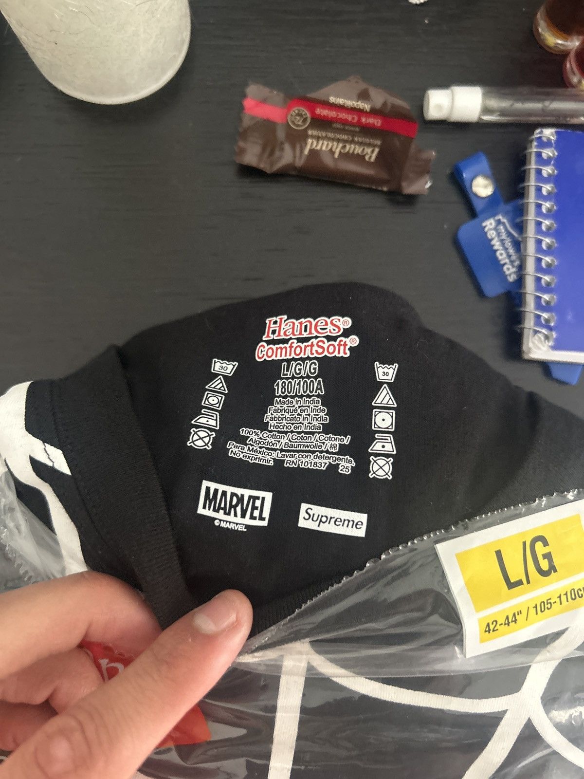 Supreme Spider-Man X supreme Collab hanes tees L Size US L / EU 52-54 / 3 - 1 Thumbnail
