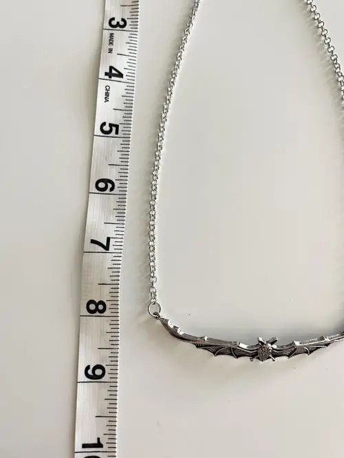 Vintage STEAL! Y2K Vampire Bat Necklace Size ONE SIZE - 4 Thumbnail