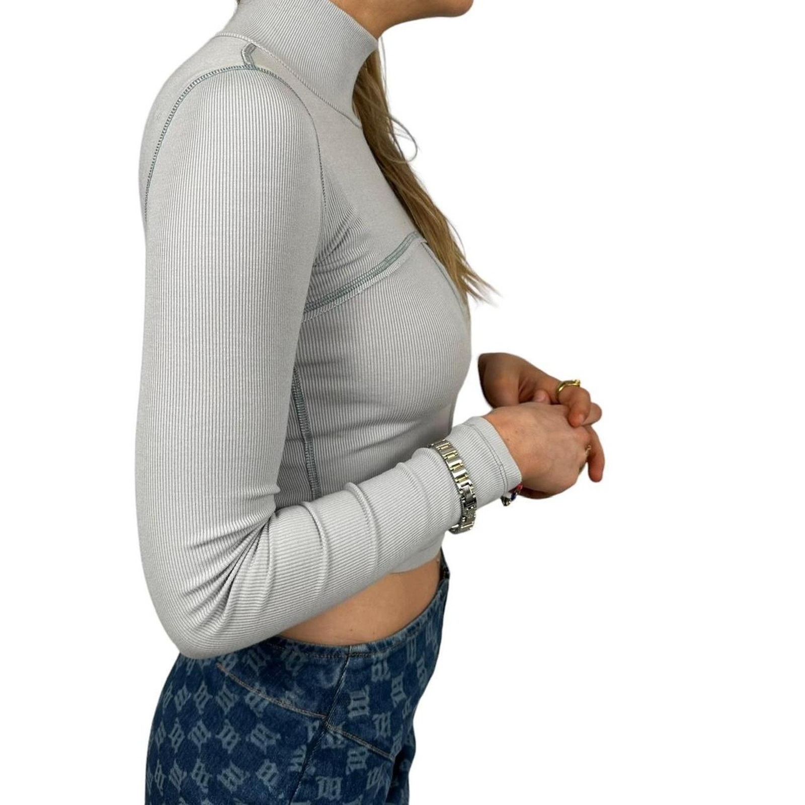 Aritzia Wilfred Compression longs leeve cropped top Size M / US 6-8 / IT 42-44 - 4 Thumbnail