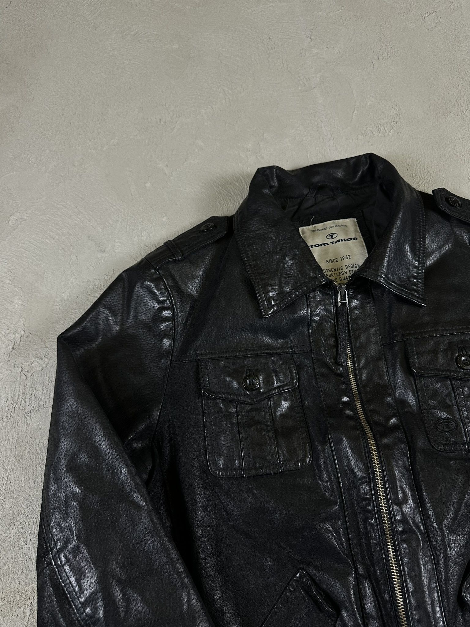 Japanese Brand Vintage Y2k Real Leather Cargo Bomber Boxy Jacket Size US S / EU 44-46 / 1 - 5 Thumbnail