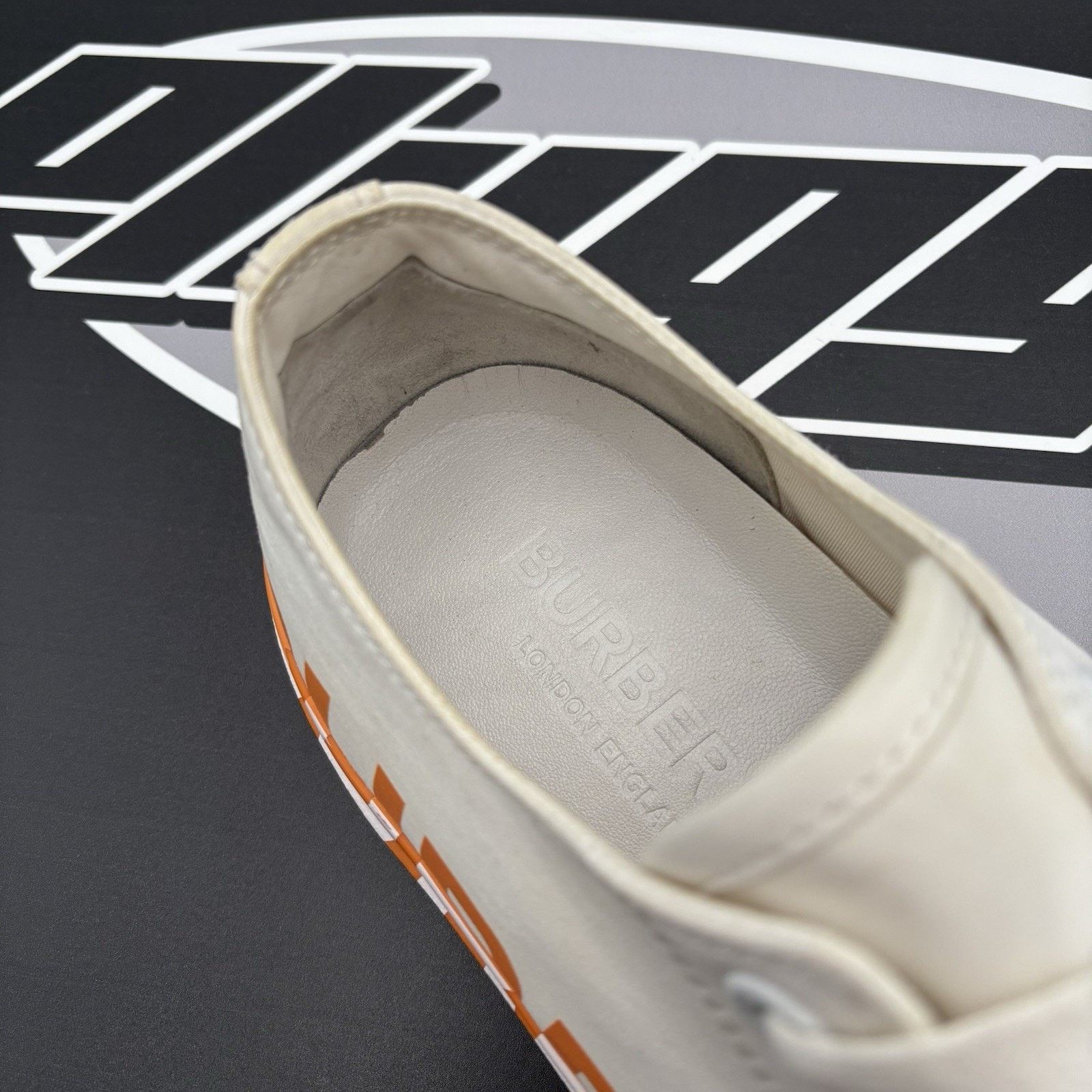 Burberry Burberry Low Sneaker ' Orange, White ' | SUPER CLEAN! Size US 8 / EU 41 - 7 Thumbnail