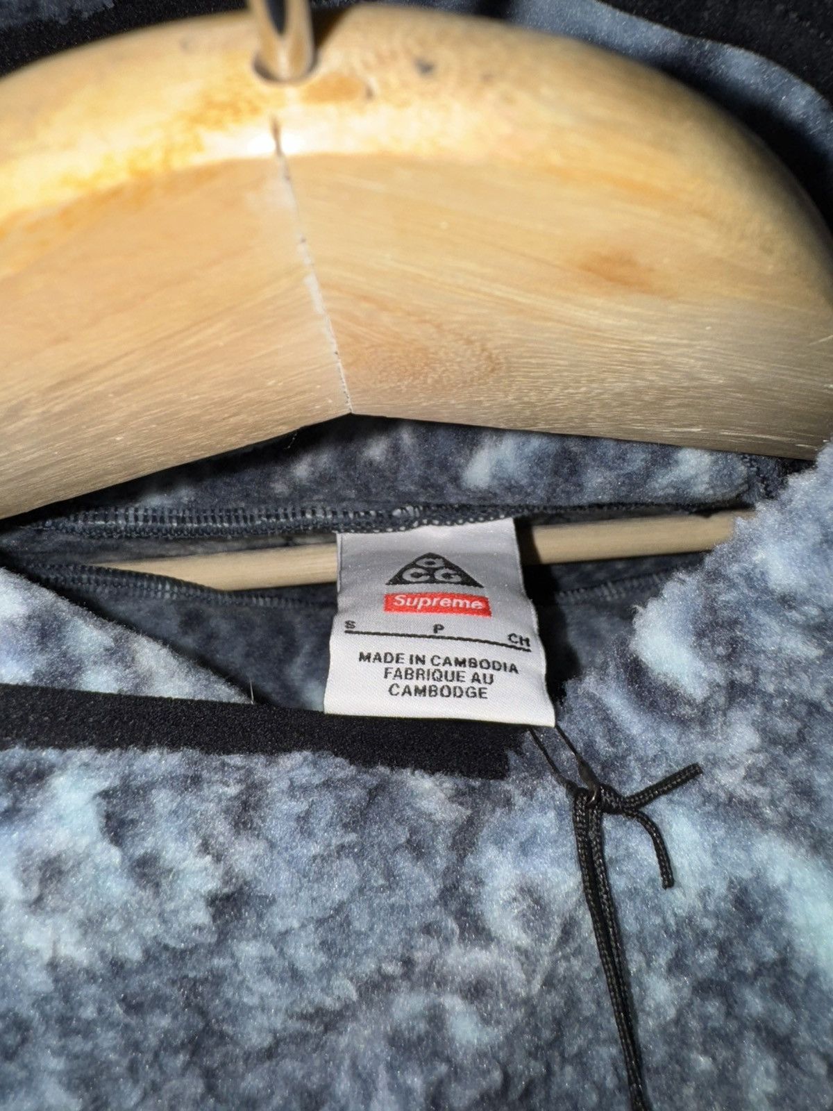 Nike ACG × Supreme Nike ACG Supreme Fleece Pullover Snakeskin Pattern Size US S / EU 44-46 / 1 - 15 Thumbnail