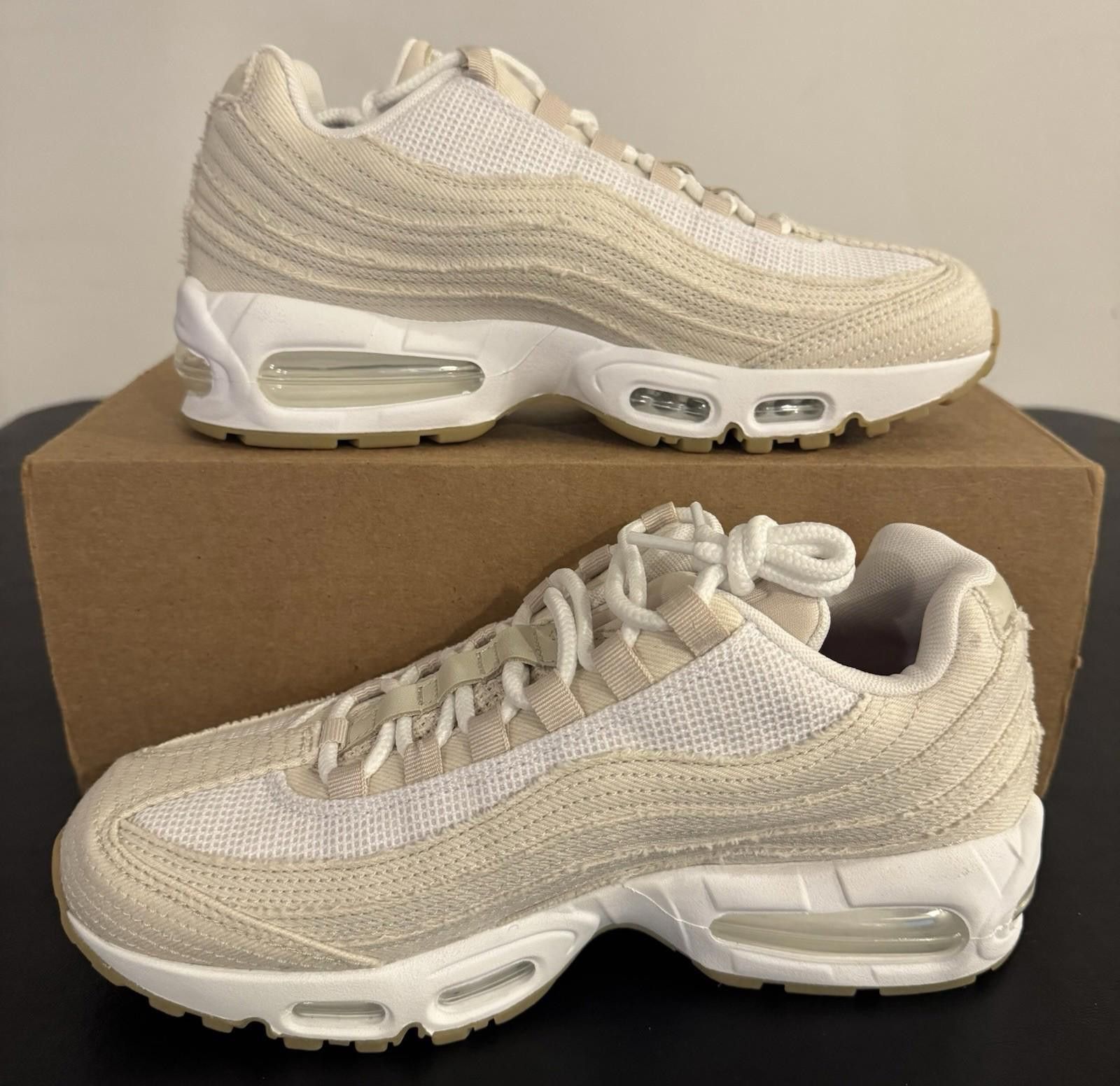 Nike Size 8 - Levi's x Nike Air Max 95 OG Light Orewood Brown New Size US 8 / EU 41 - 4 Thumbnail
