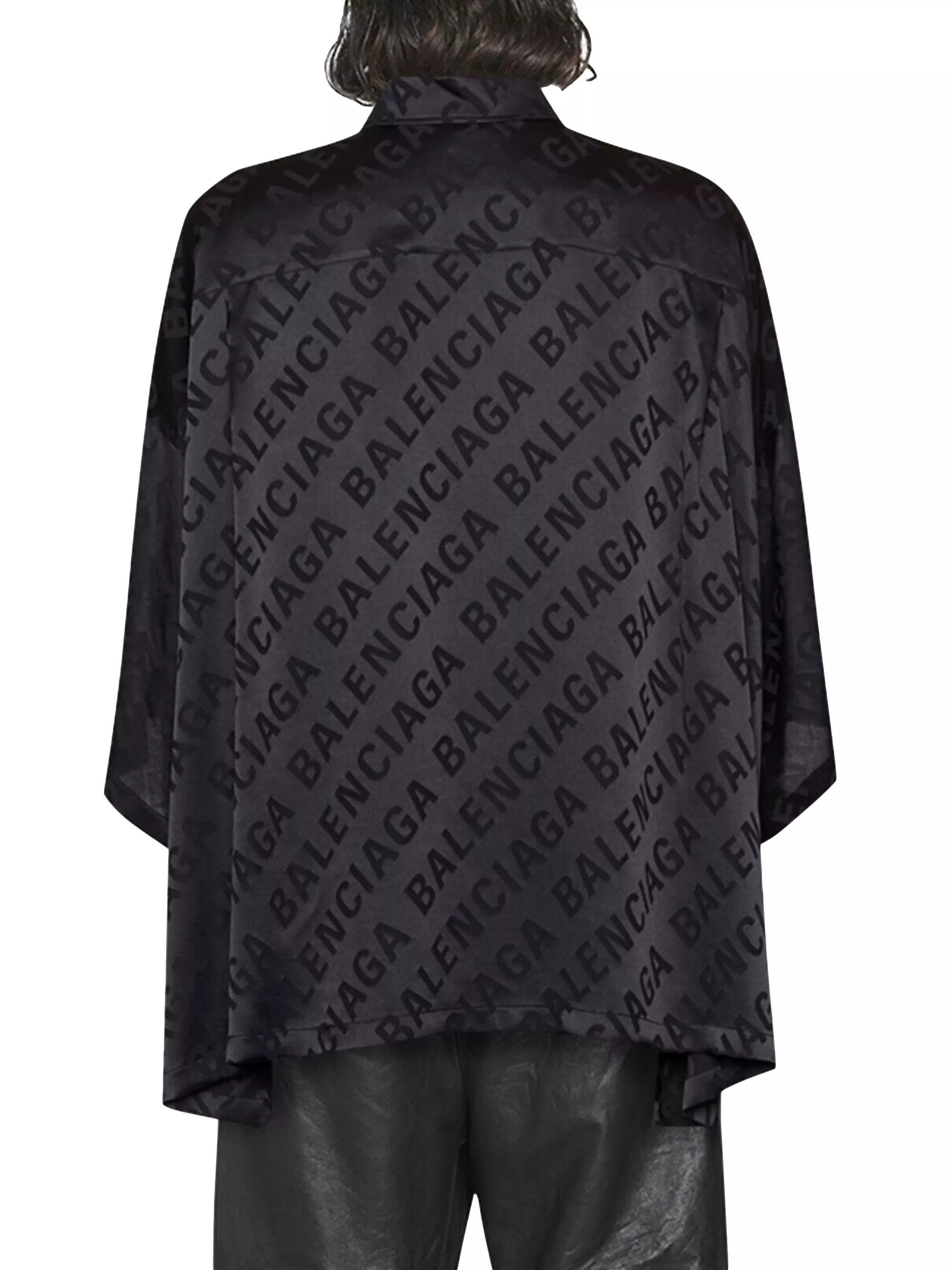 Balenciaga o1mt1gz0325 Large Allover Logo Vareuse Shirt in Black Size XS / US 0-2 / IT 36-38 - 3 Thumbnail