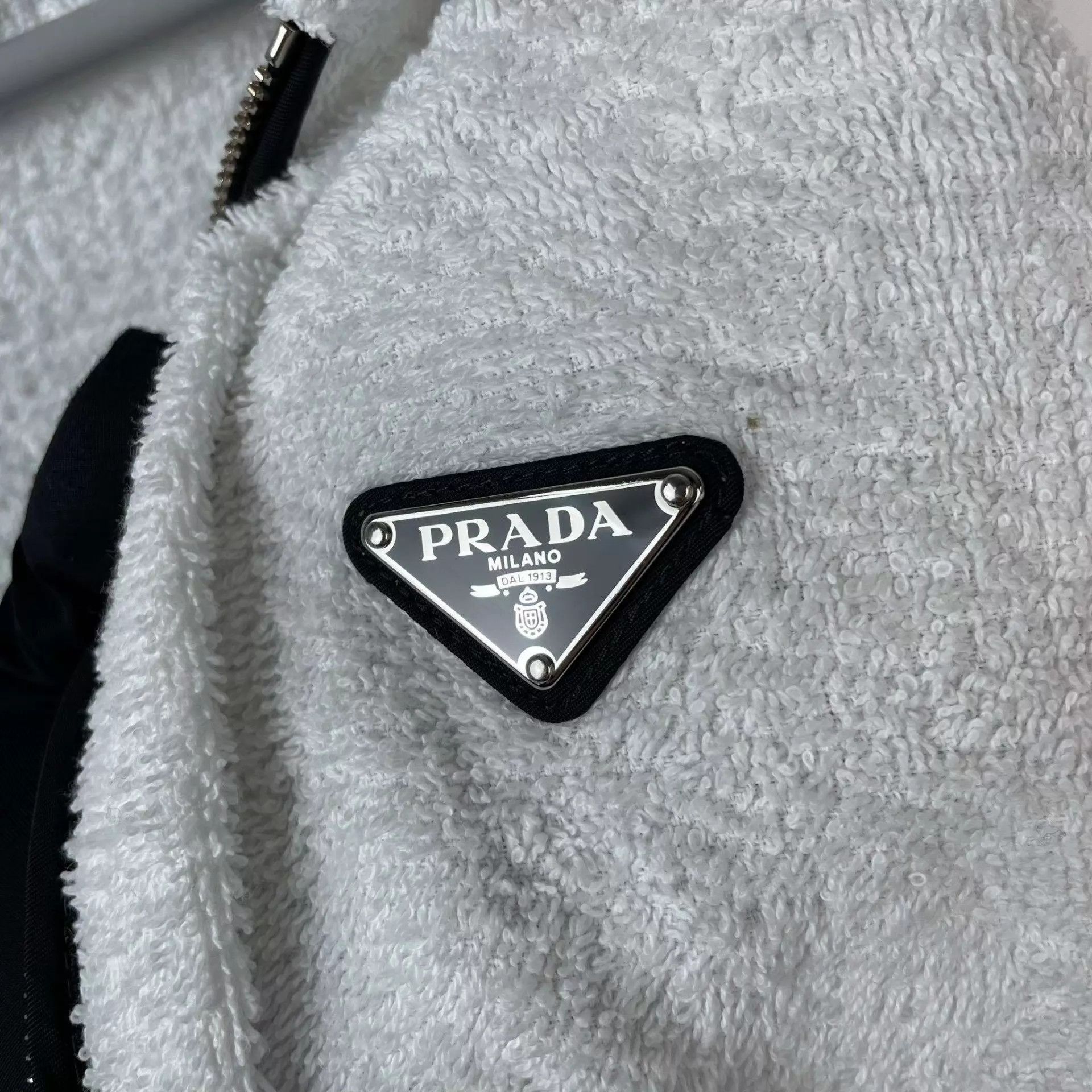 Prada Prada white hoodie size 38 Size XS / US 0-2 / IT 36-38 - 6 Thumbnail