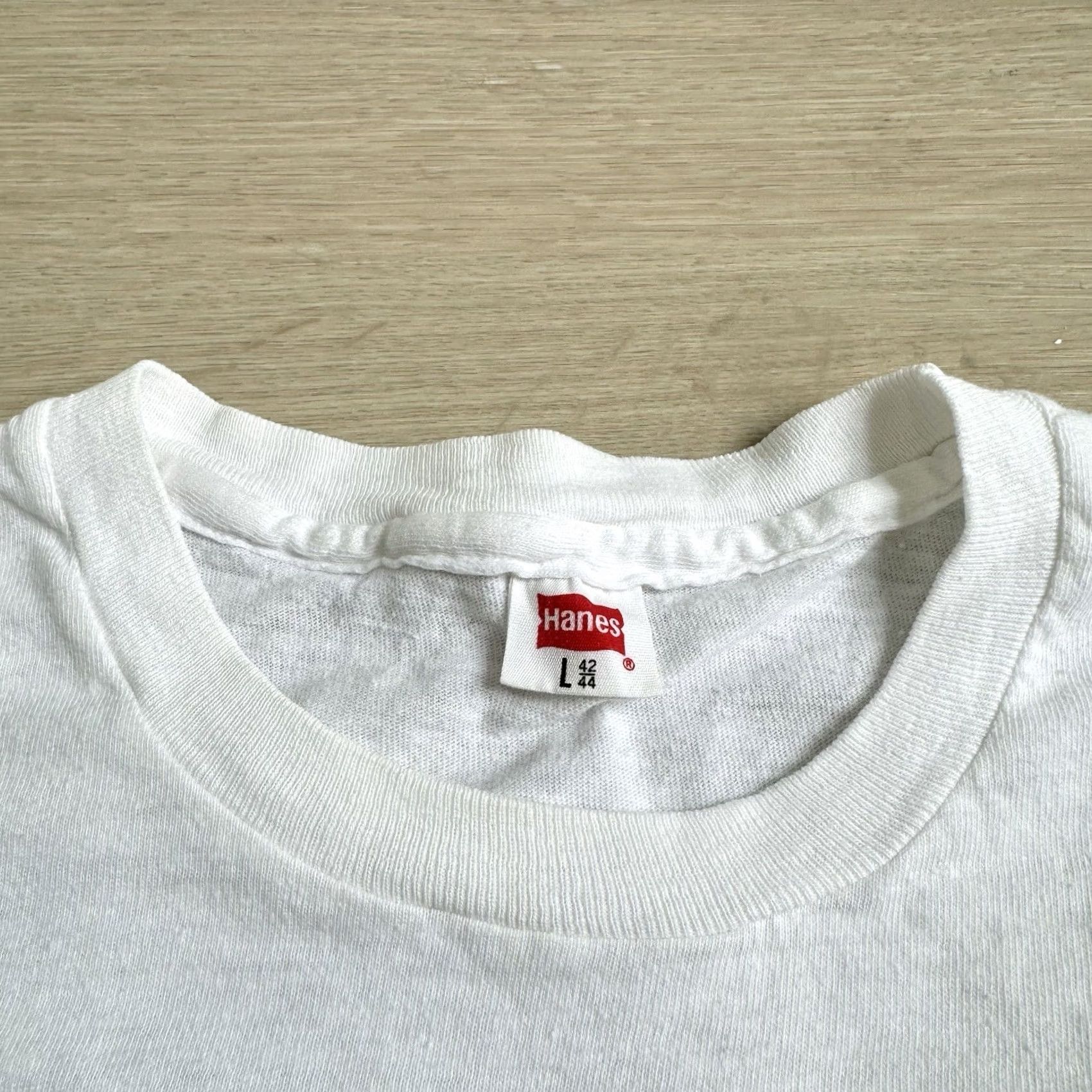 Hanes VINTAGE Hanes Shirt 70s T-Shirt White Short Sleeve Crew Neck Men L United States Mardi Gras New Orleans True Vintage 1977 Ladies? Size US L / EU 52-54 / 3 - 3 Thumbnail
