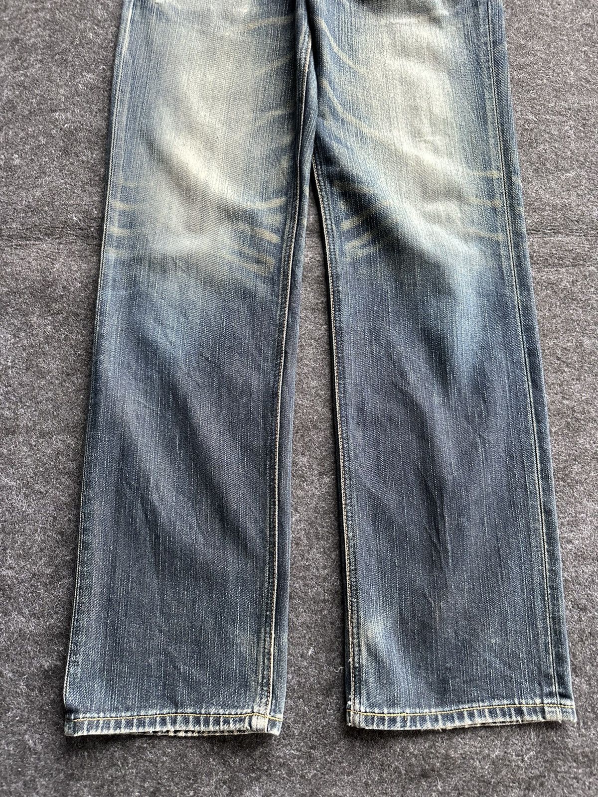 Lee Lee Riders Stone Washed Vintage Denim 29x32 D413 Size US 29 - 3 Thumbnail