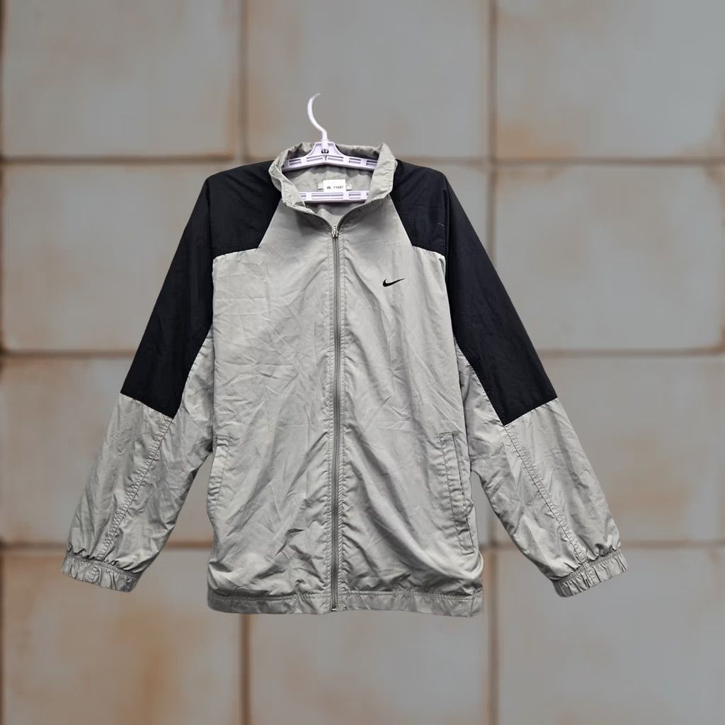 Nike × Vintage Nike vintage Randall's Island Downing Stadium | Grailed