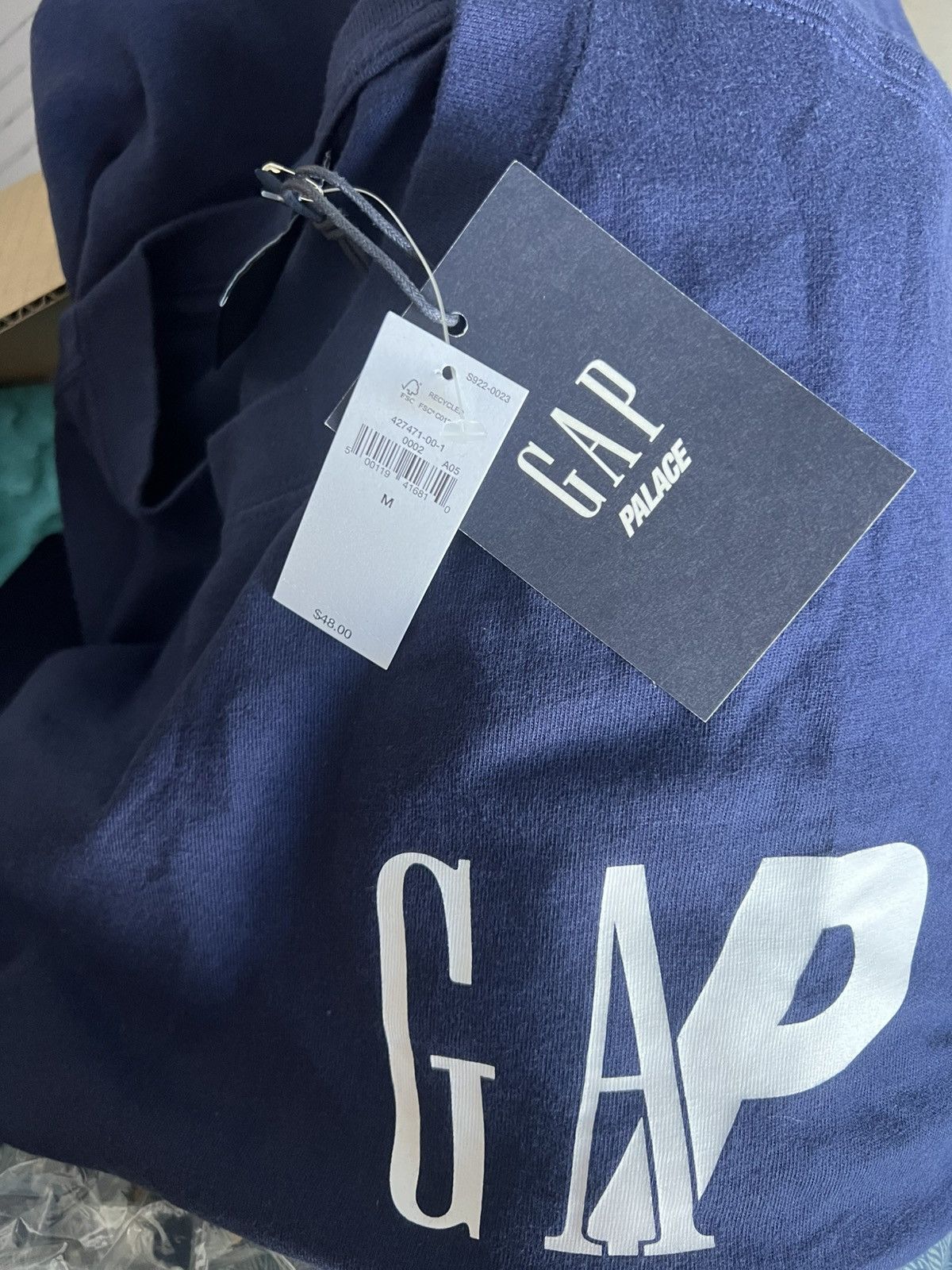 Gap × Palace GAP x Palace collab T-Shirt Size US M / EU 48-50 / 2 - 5 Thumbnail