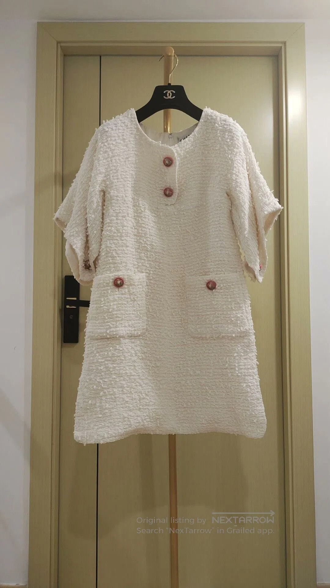 Chanel Chanel White Tweed Dress with Red Buttons. Size S / US 4 / IT 40 - 1 Thumbnail