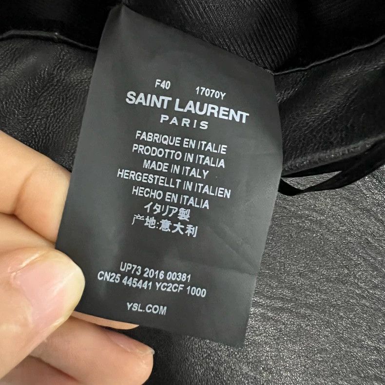 Saint Laurent Paris saint Laurent parisBlack leather skirt 2503-Nextarrow Size 39" - 4 Thumbnail