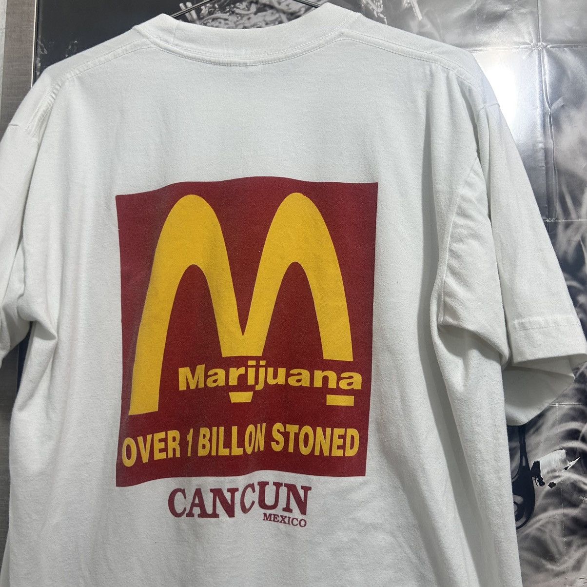 Vintage MC DONALDS MARIJUANA PARODY SHIRT 1990’s CANCUN Size US XL / EU 56 / 4 - 4 Thumbnail