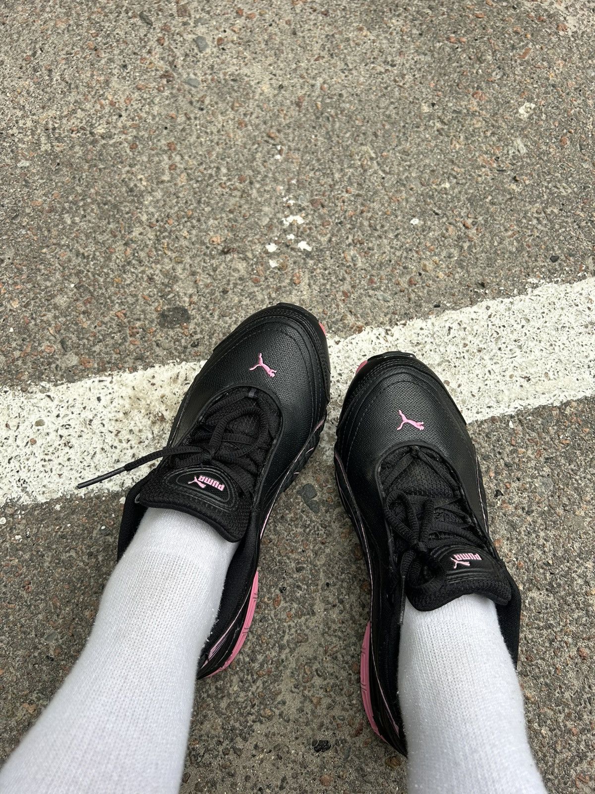 Puma × Vintage 2000s Puma Vintage Sneakers black pink Size US 6 / IT 36 - 11 Thumbnail