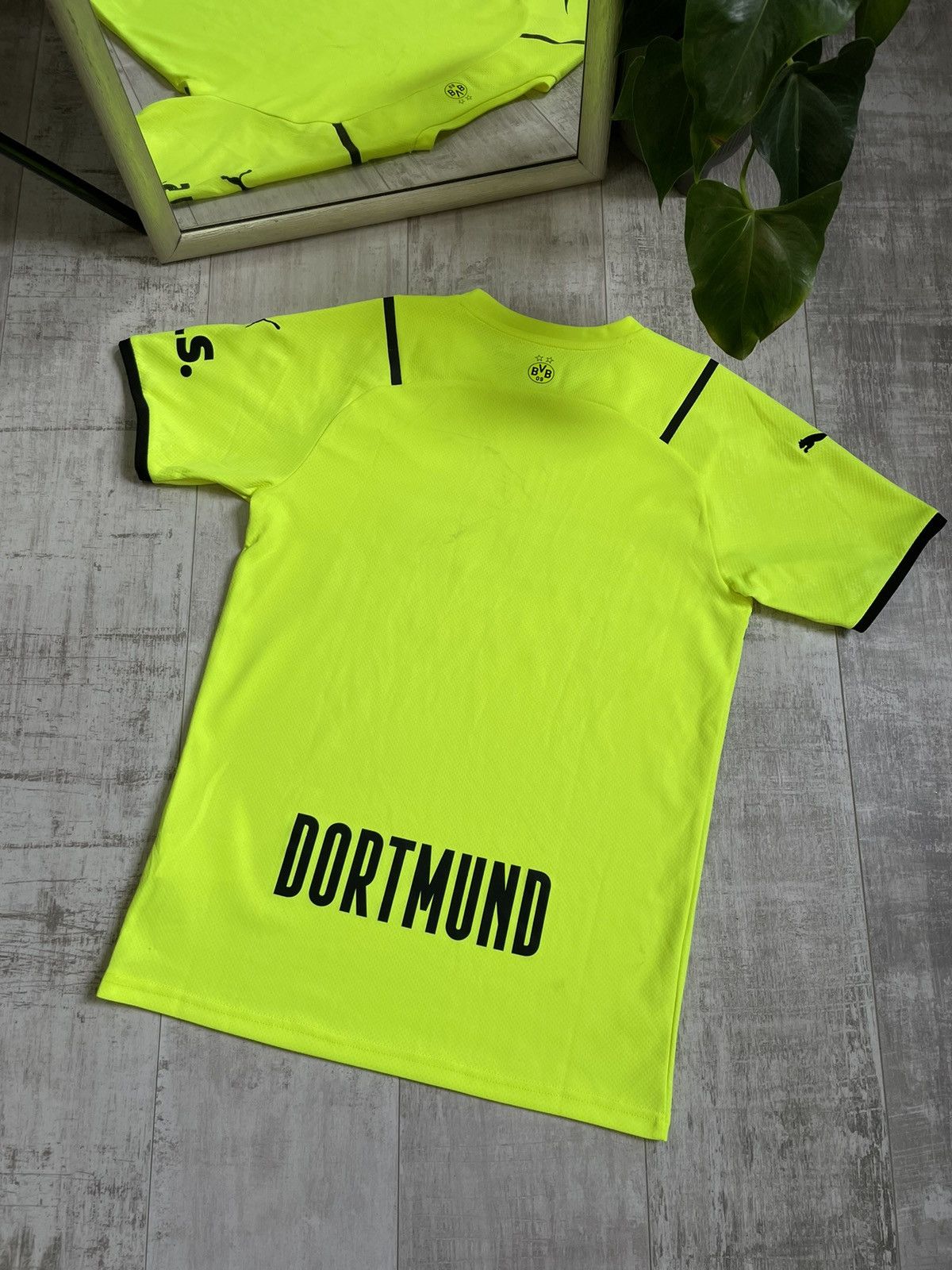 Puma Puma Borussia Dortmund BVB09 2021/2022 Football Shirt Jersey Size US S / EU 44-46 / 1 - 3 Thumbnail