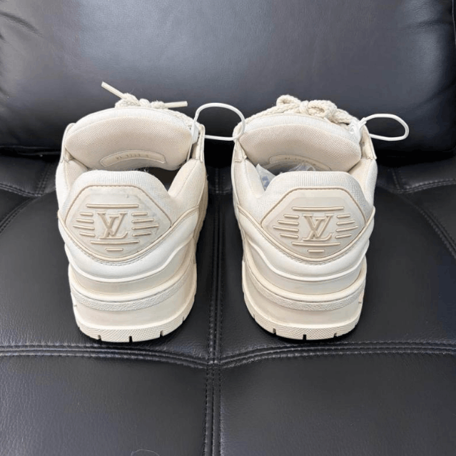 Louis Vuitton Louis Vuitton low-top sneakers Size US 10 / EU 43 - 3 Thumbnail