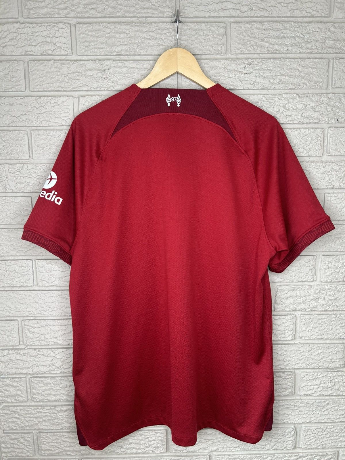 Nike Nike Liverpool FC Home 2022/2023 Jersey Size US XL / EU 56 / 4 - 9 Thumbnail