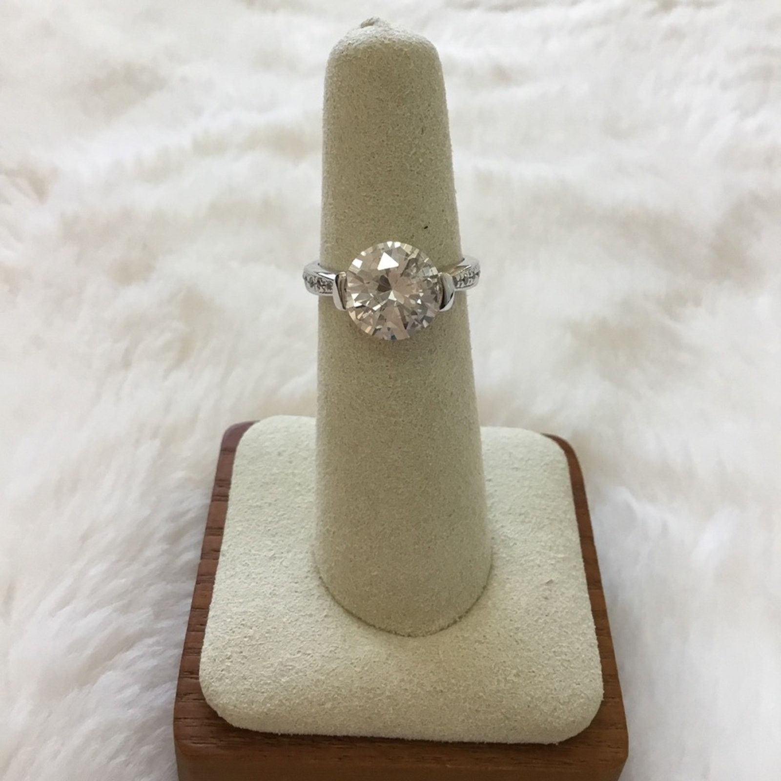 Other Sterling Silver Round Ring Size ONE SIZE - 1 Thumbnail