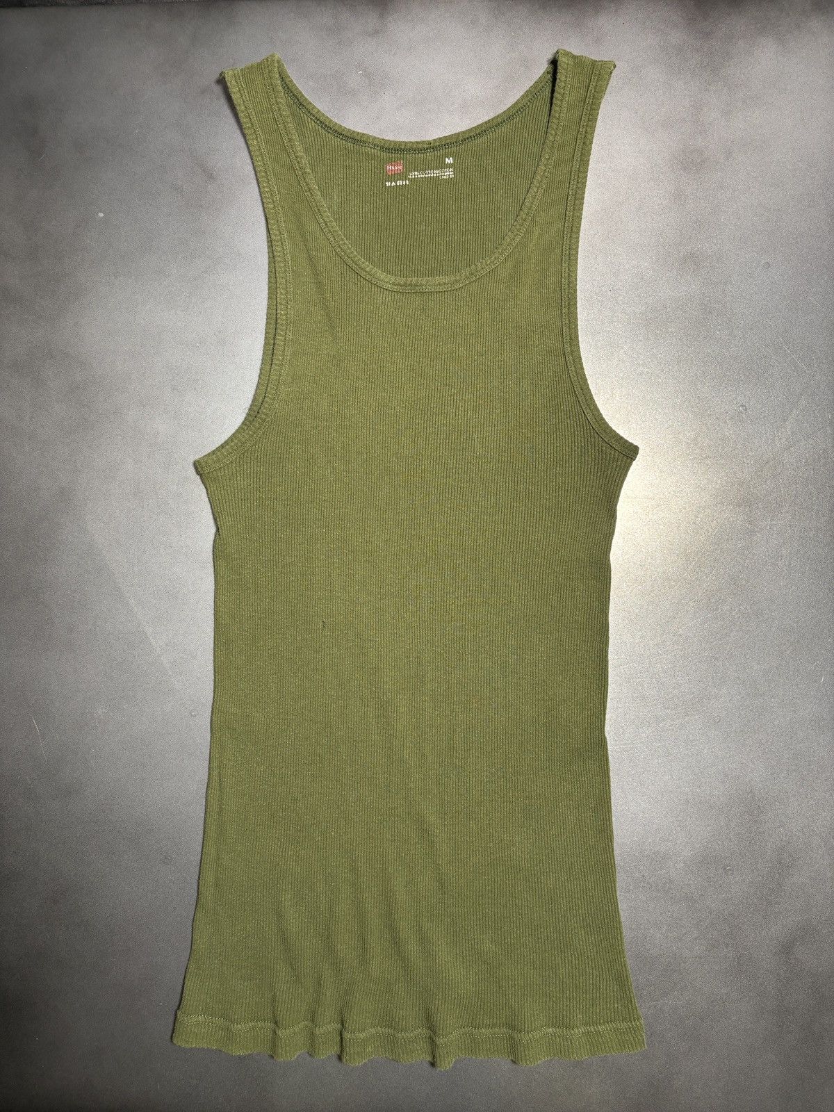 Hanes 2000s Vintage Hanes Tank Top Blank Drab Army Green 90s Size US M / EU 48-50 / 2 - 1 Thumbnail
