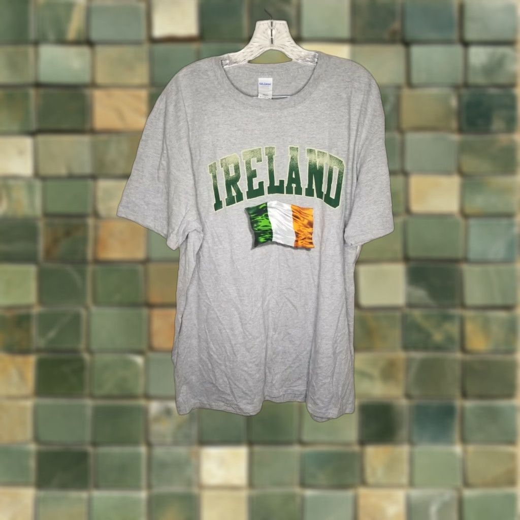 Gildan Gildan T-Shirt Mens Ireland Gray NWT Size XL Size US XL / EU 56 / 4 - 1 Thumbnail