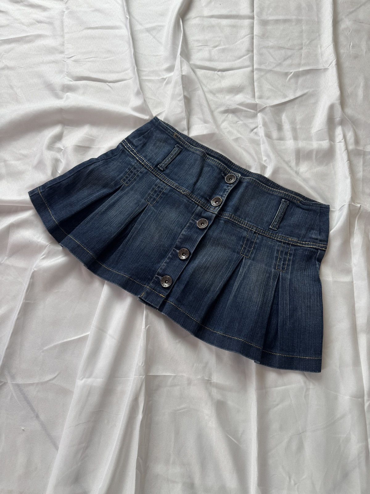 Hysteric Glamour Y2K Super Sexy Vintage Pleated Denim Mini Skirt Size 28" / US 6 / IT 42 - 4 Thumbnail