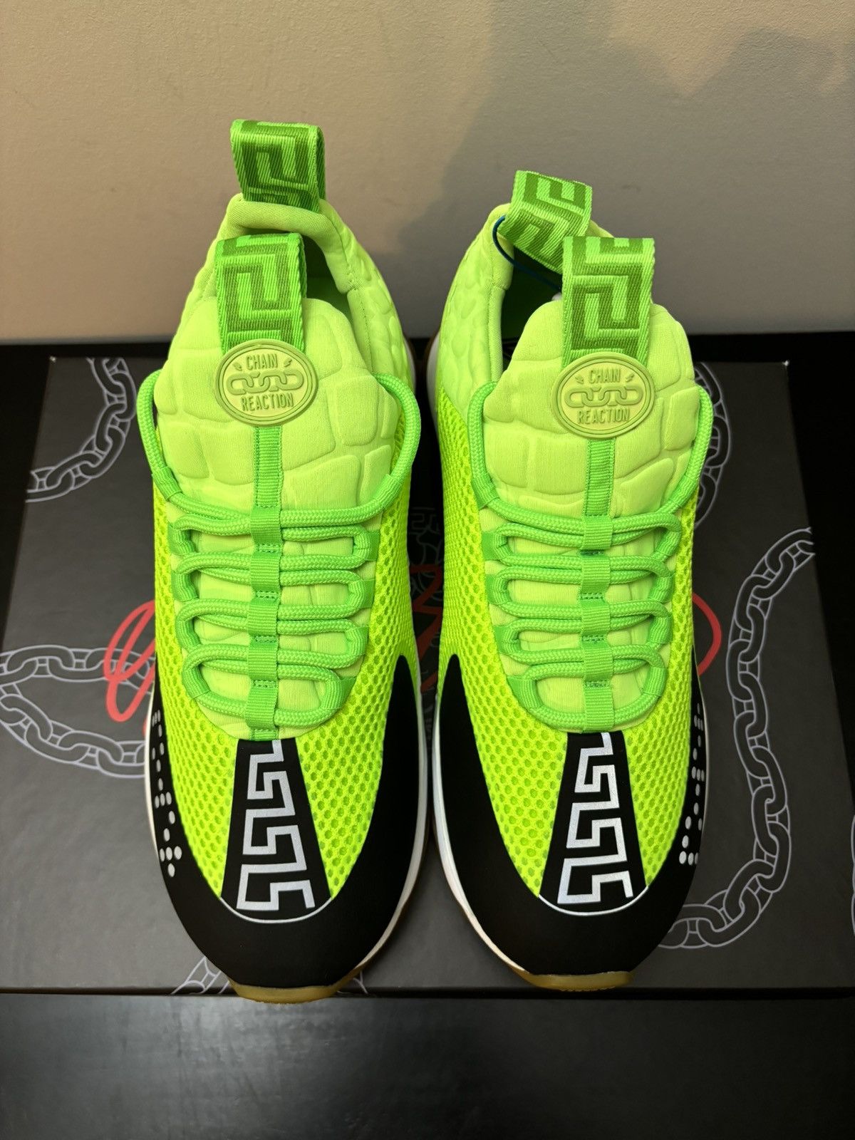 Versace Versace Cross Chainer Chain React Trainers Fluo Green Size US 11 / EU 44 - 2 Thumbnail