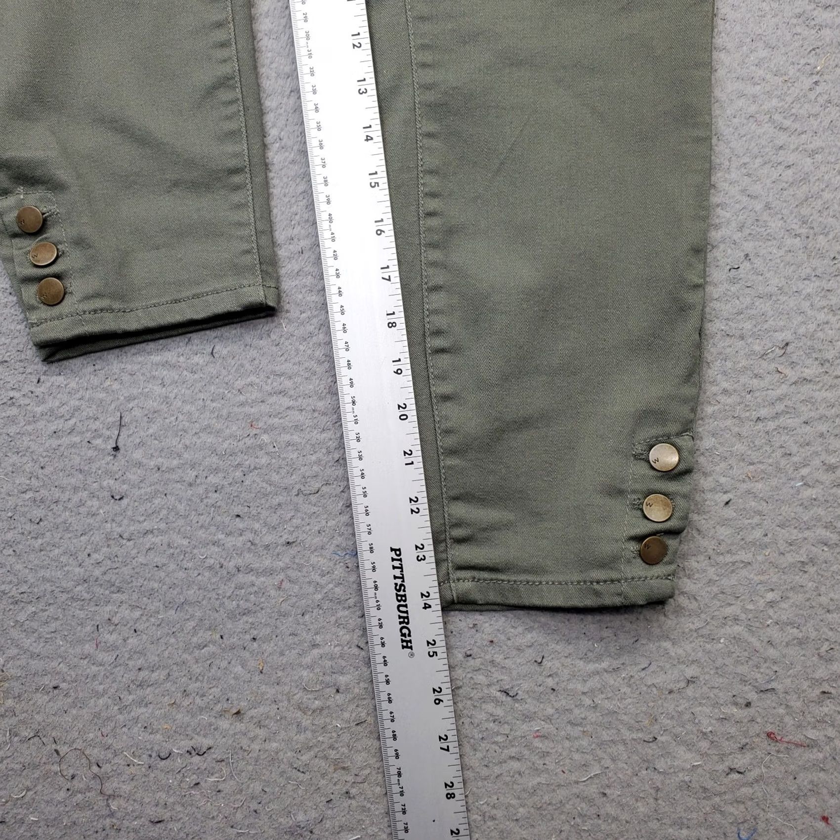 Vintage Westport Skinny Jeans Womens Petite 16P Green Denim Signature Fit Ankle Button Jeans Size 38" / US 16 / IT 52 - 4 Thumbnail