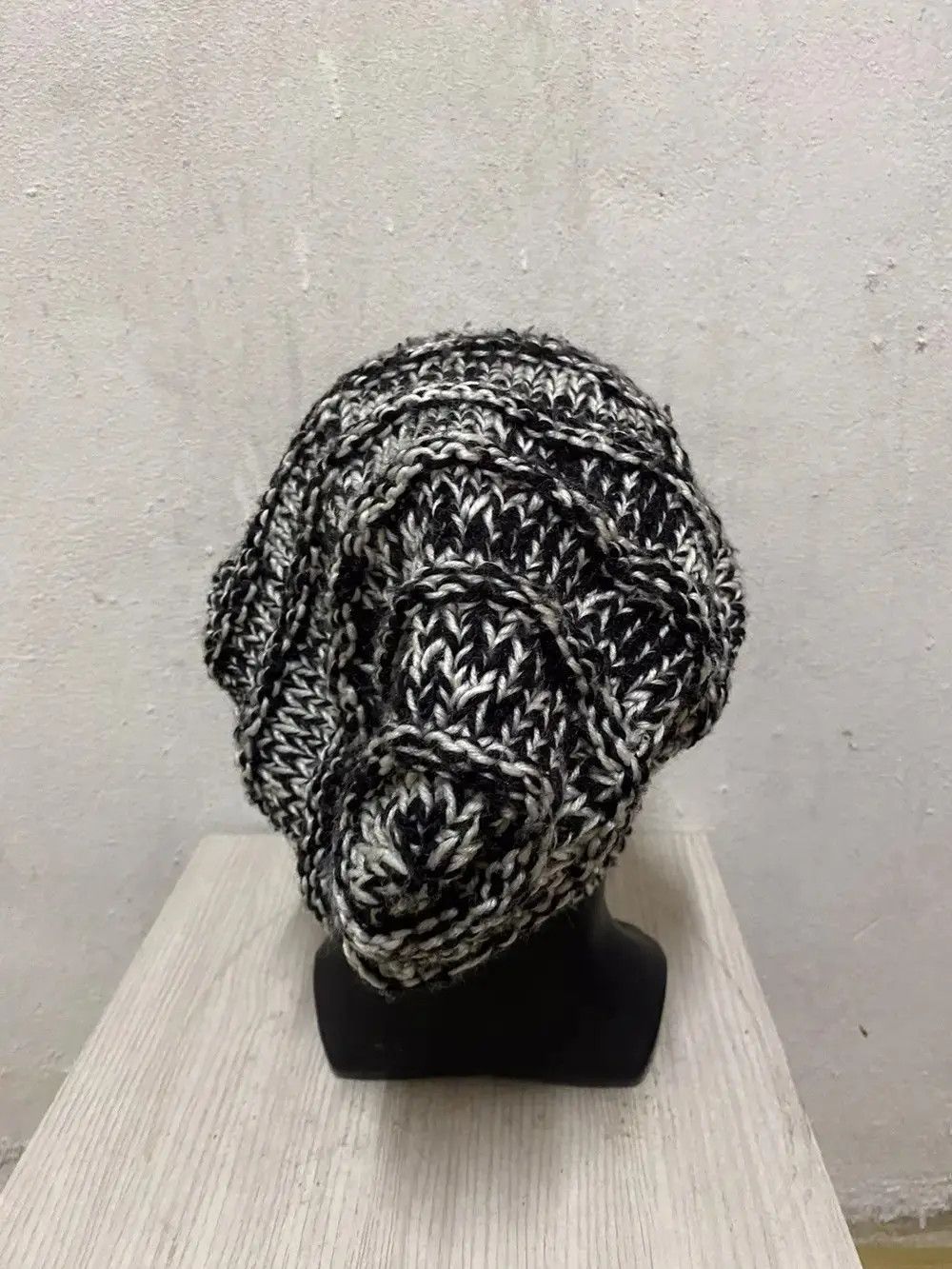 Japanese Brand Rare Design Knit Beanie Hat Size ONE SIZE - 4 Thumbnail