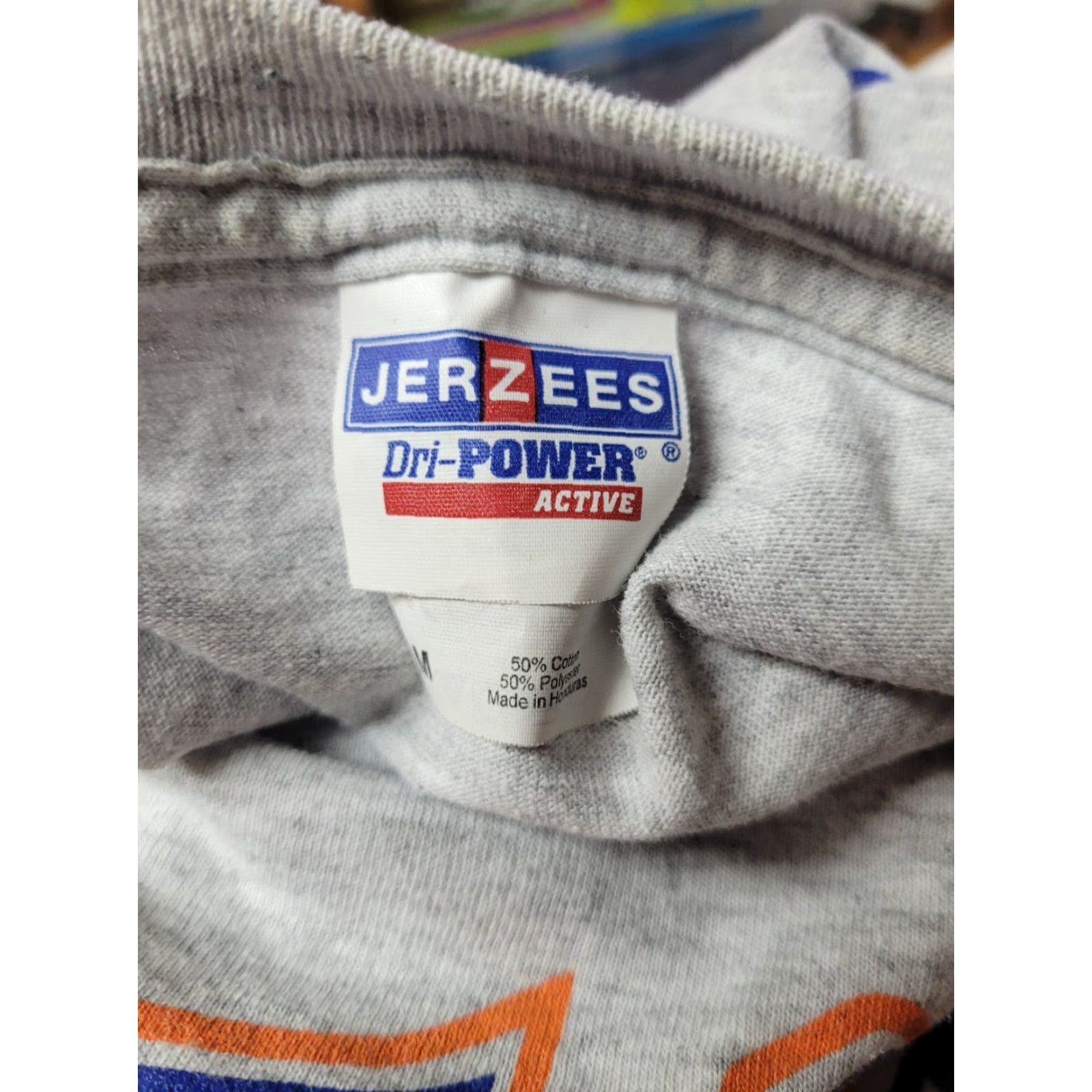 Jerzees VTG Jerzees T-Shirt Men M Gray Logo Print Talley's Log Cabin Bar Lewiston MI 90s Restaurants Bars Shirt Size US M / EU 48-50 / 2 - 4 Thumbnail