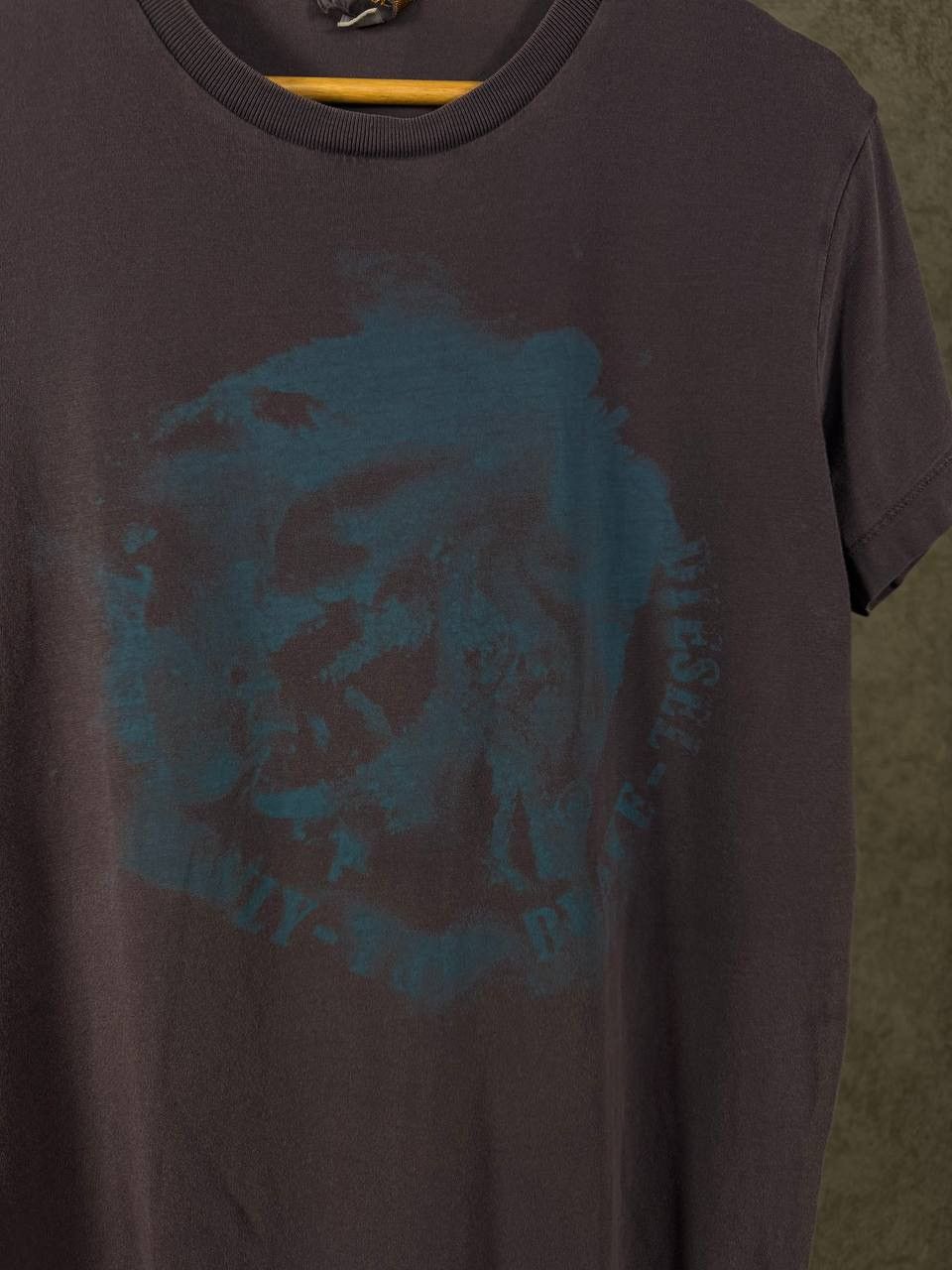 Diesel Diesel vintage designer logo tee Size US L / EU 52-54 / 3 - 3 Thumbnail