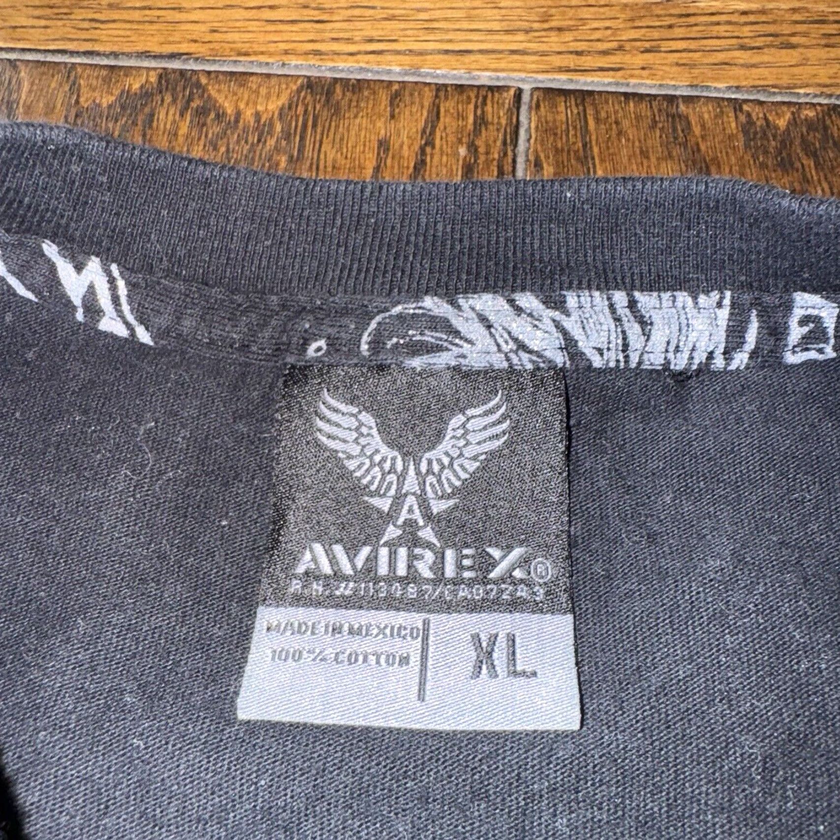 Avirex VINTAGE Avirex Shirt XL All Over Print Animal Bird Black Sliver Sparkle Crew Neck Short Sleeve Men T-Shirt Y2K Grunge Skater Size US XL / EU 56 / 4 - 5 Thumbnail