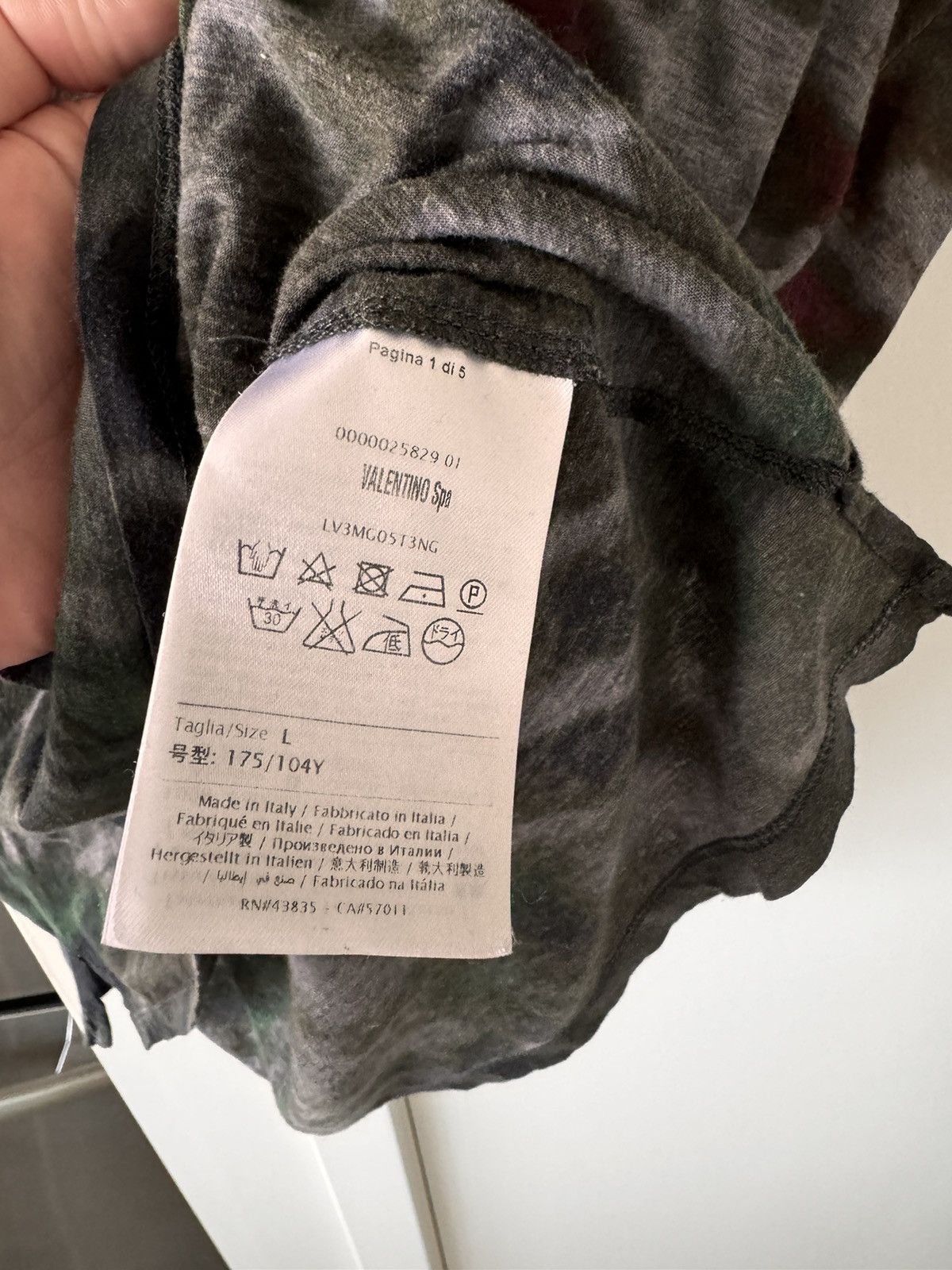 Valentino Valentino Tie Dye T Shirt Size US L / EU 52-54 / 3 - 5 Thumbnail