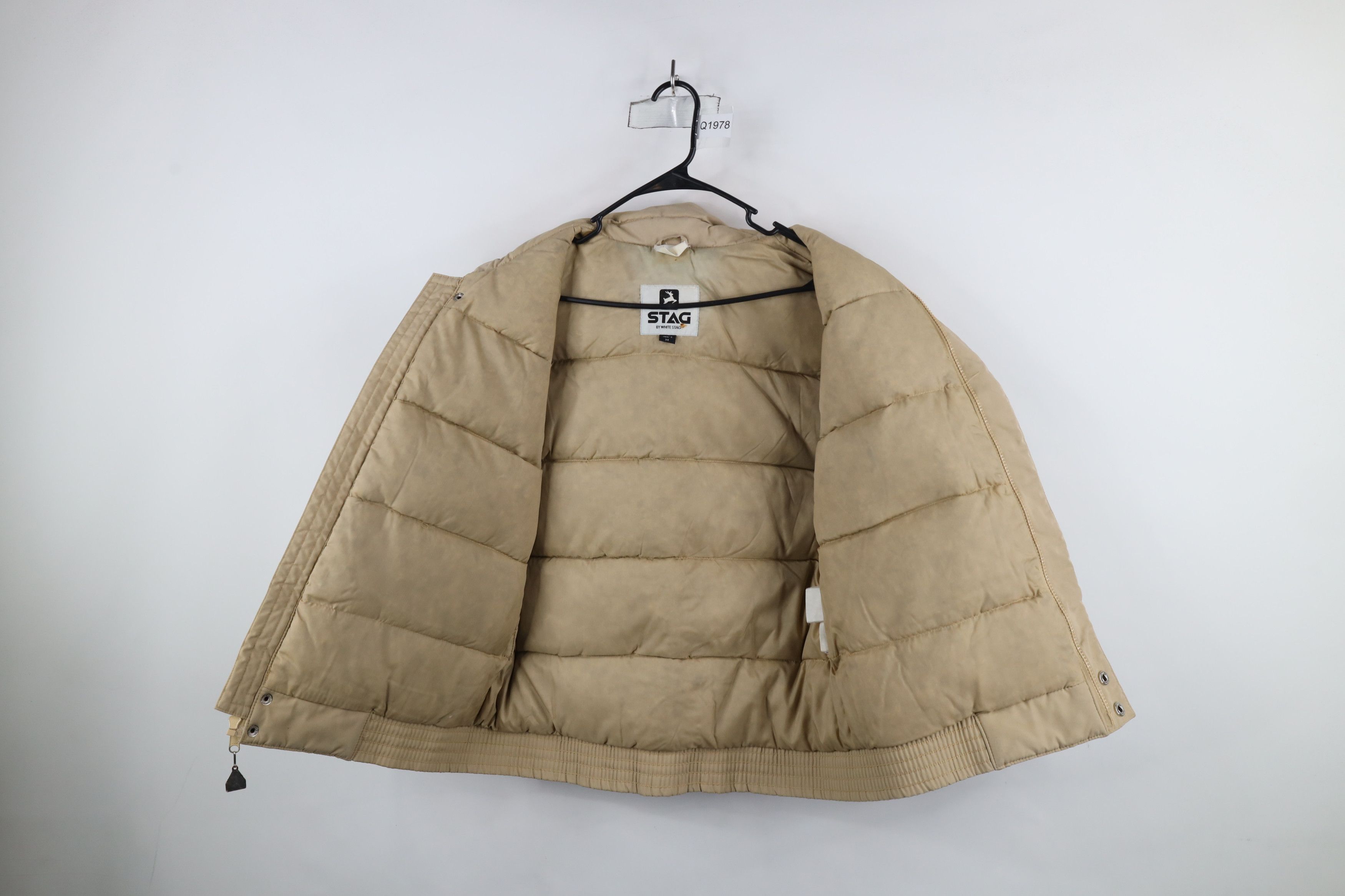 Vintage Vintage 70s Streetwear Buckle Collar Puffer Vest Jacket Size US M / EU 48-50 / 2 - 9 Thumbnail