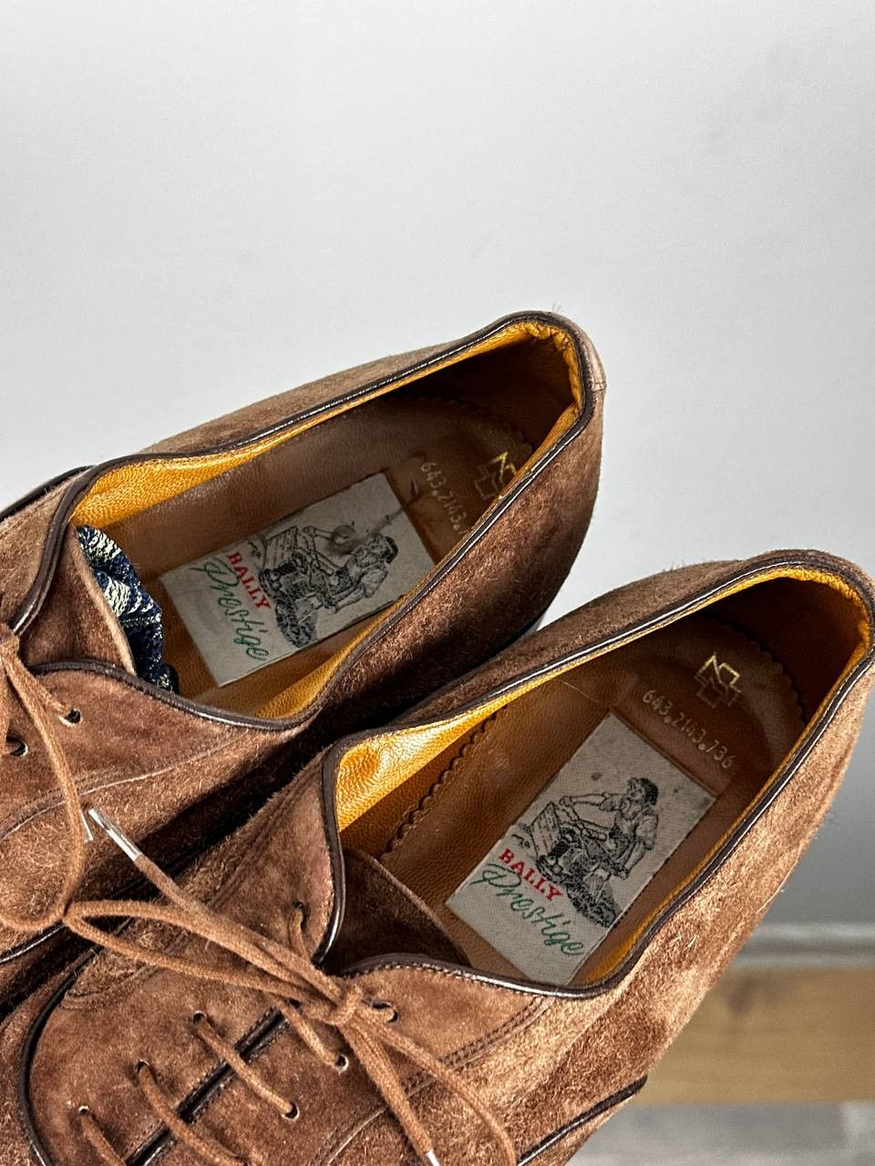Bally Bally Prestige Vintage Brown Suede Oxford Shoes Size US 10 / EU 43 - 15 Thumbnail