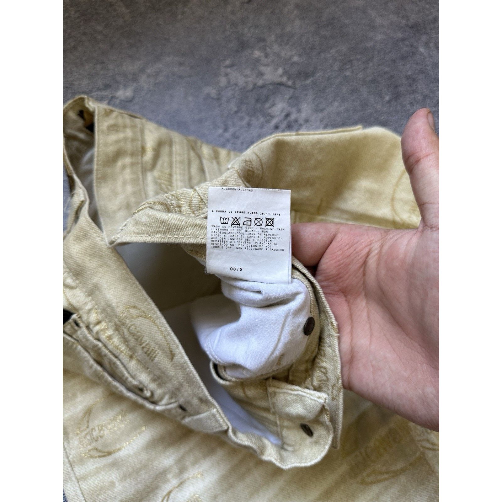 Just Cavalli Vintage Just Cavalli Monogram Mens Gold Jeans Pants Size 28 Size US 28 / EU 44 - 9 Thumbnail