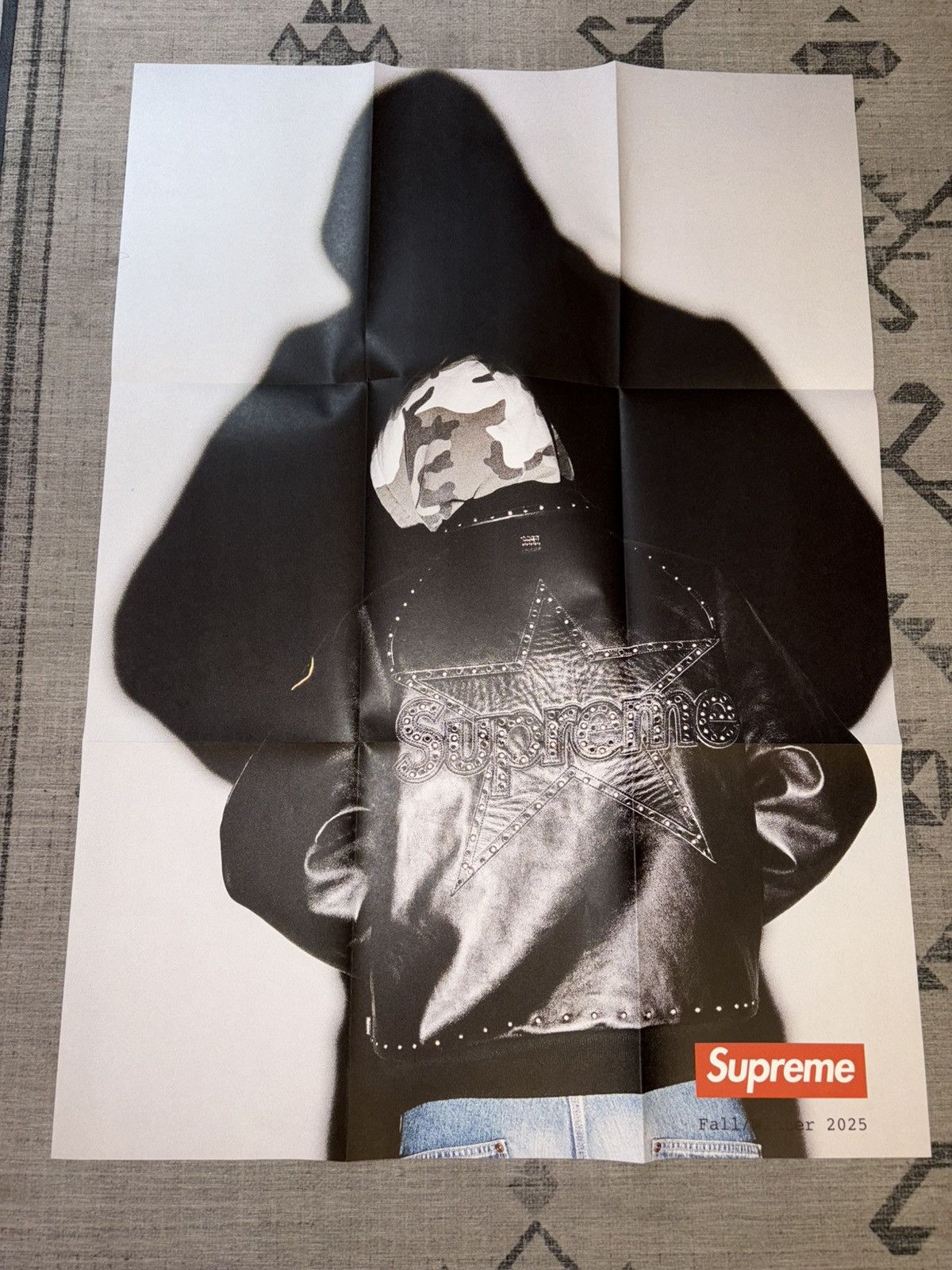 Supreme Supreme Fall Winter 2025 Look Book Poster Size ONE SIZE - 3 Thumbnail
