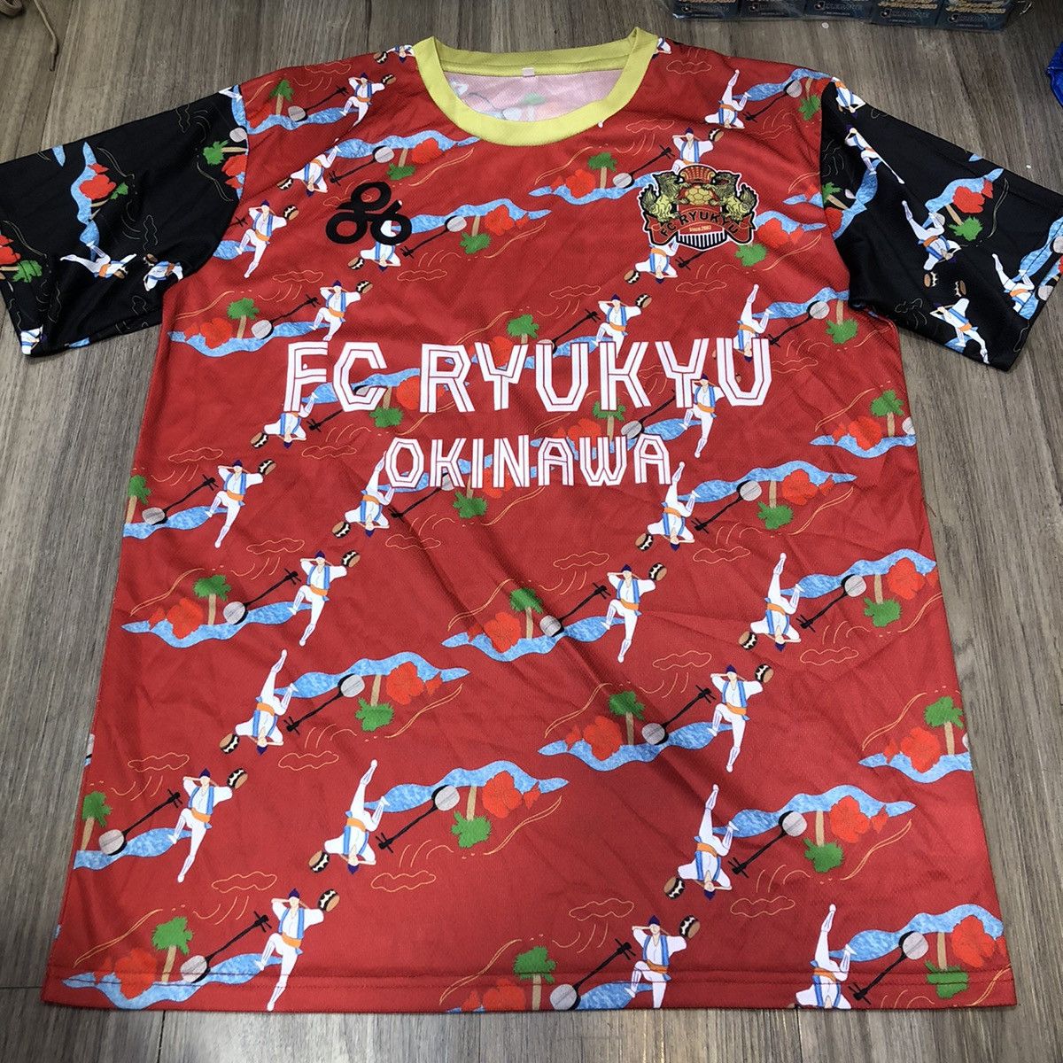 Japanese Brand FC Ryukyu okinawa city 50th anniversary special jersey Size US XL / EU 56 / 4 - 1 Thumbnail