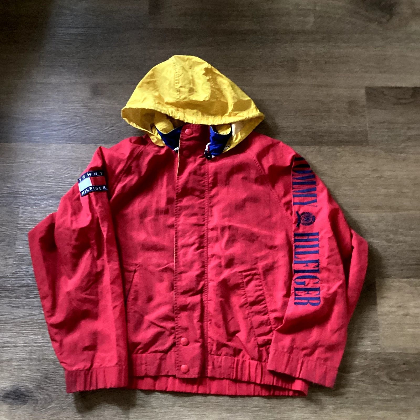 Tommy Hilfiger Vintage Tommy Hilfiger windbreaker Size US M / EU 48-50 / 2 - 1 Thumbnail