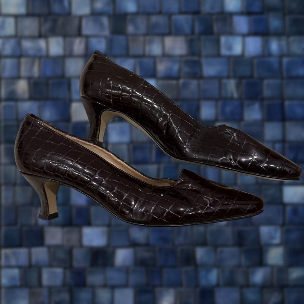 Ann Taylor VINTAGE Ann Taylor Pump Women Size 9.5M Snake Crocodile Skin Embossed Leather Pointed Toe Slip On Stiletto Heel High Brown Taupe Shoes Size US 10 / IT 40 - 1 Thumbnail