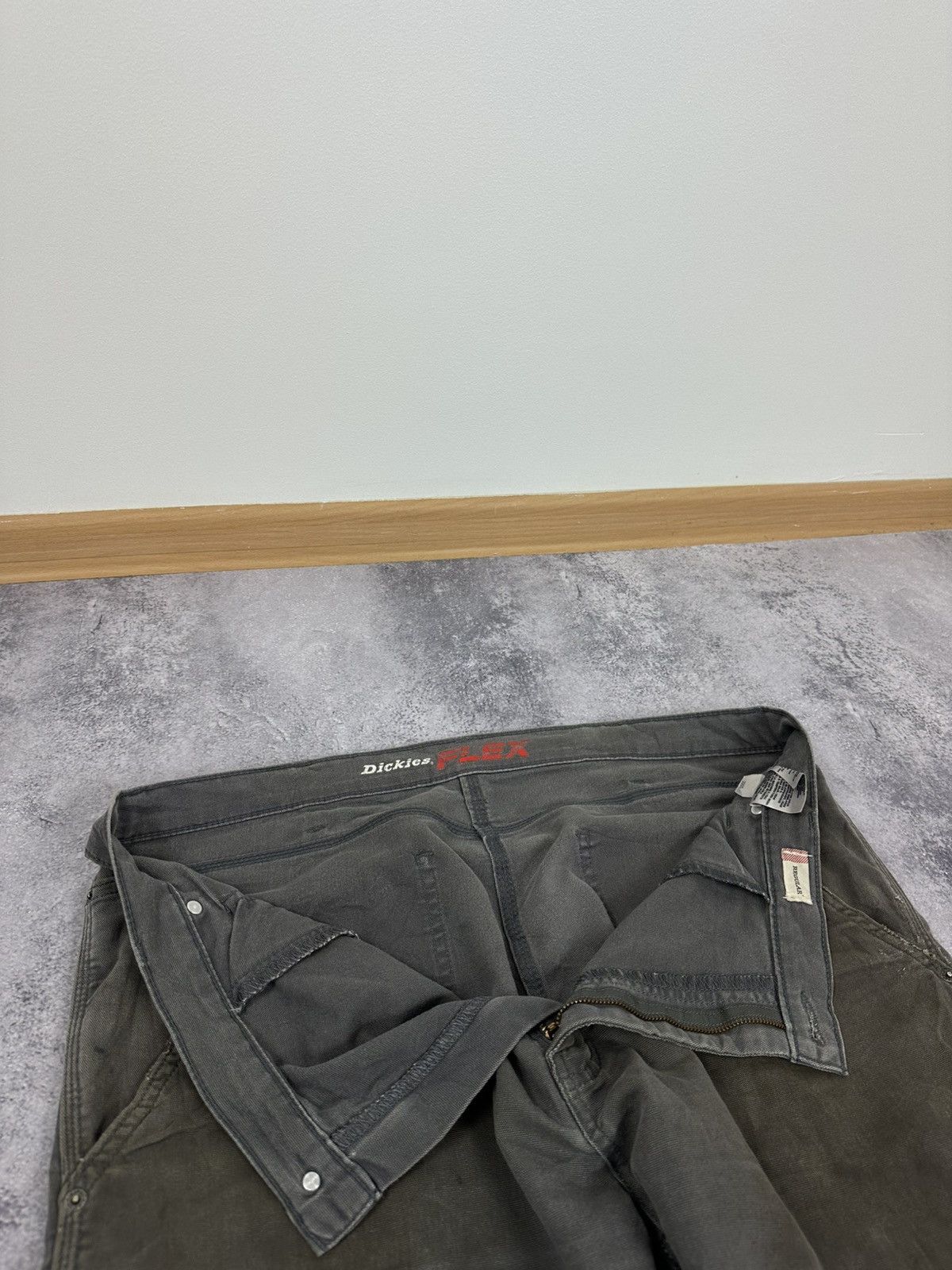 Dickies Vintage Dickies Distressed USA Carpenter Utility Work Pants Size US 38 / EU 54 - 14 Thumbnail