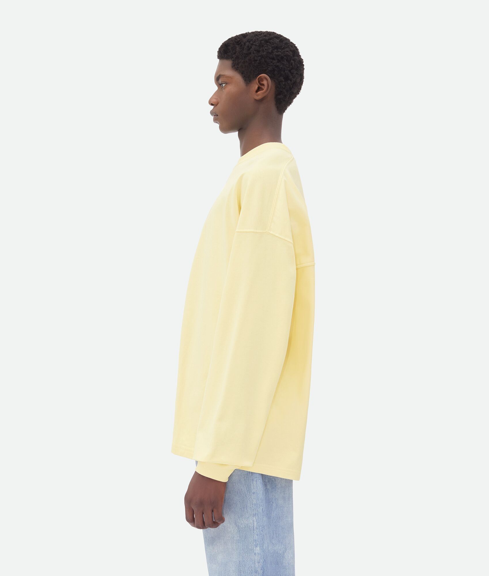 Bottega Veneta o1w1db10625 Jersey Oversized Long Sleeve T-Shirt in Barley Size US XS / EU 42 / 0 - 2 Thumbnail