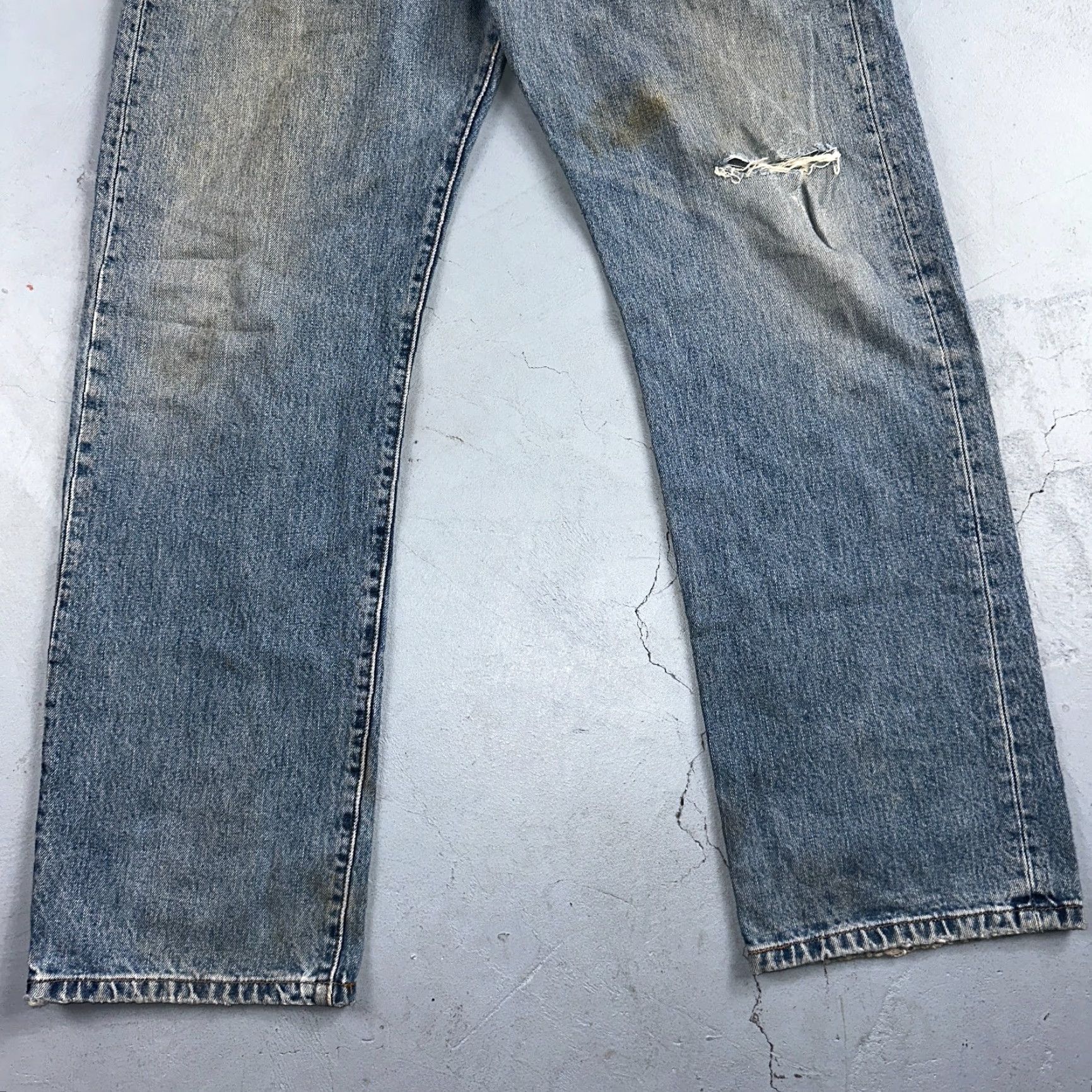 Levi's VINTAGE Levi's 501 XX Straight Leg Jeans Blue Light Wash 36x32 90s Mens Size US 36 / EU 52 - 3 Thumbnail
