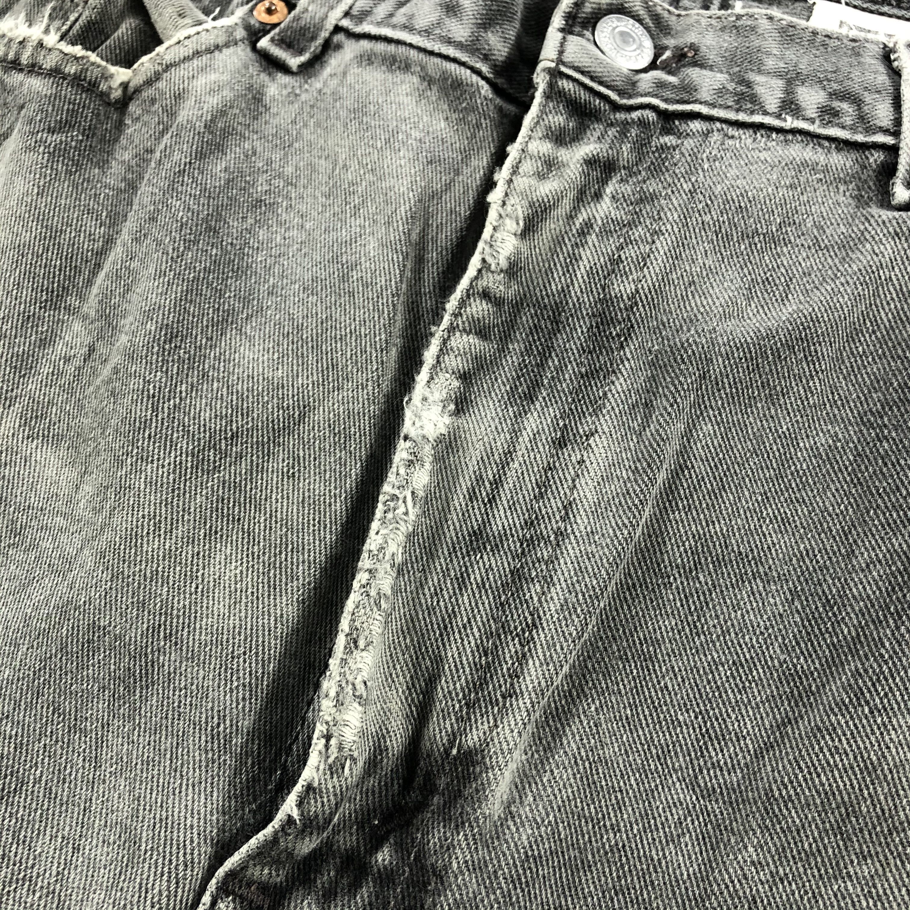 Levi's × Vintage 90s Vintage Faded Black Levis 505 Jeans-JM2630 Size US 37 - 13 Thumbnail