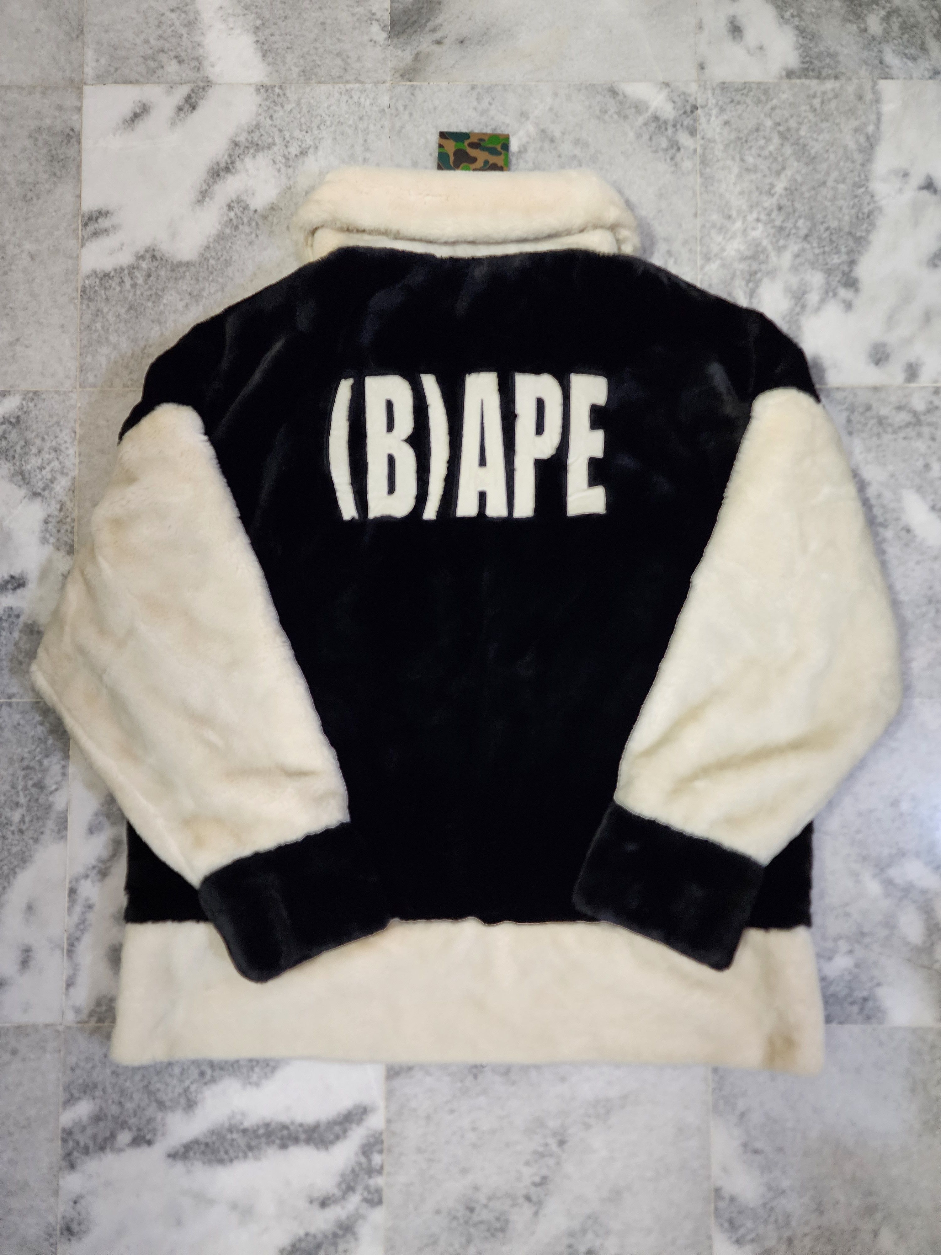 Bape (B)APE Faux Fur Jacket Size US L / EU 52-54 / 3 - 2 Thumbnail