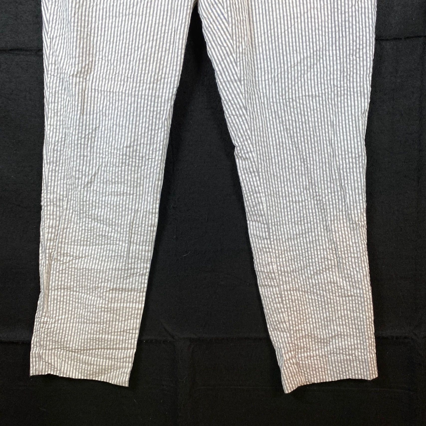 Loft LOFT Womens Pants White Gray Striped Seersucker Cropped Ankle Cotton Blend 8 Size 24" / US 00 / IT 34 - 3 Thumbnail
